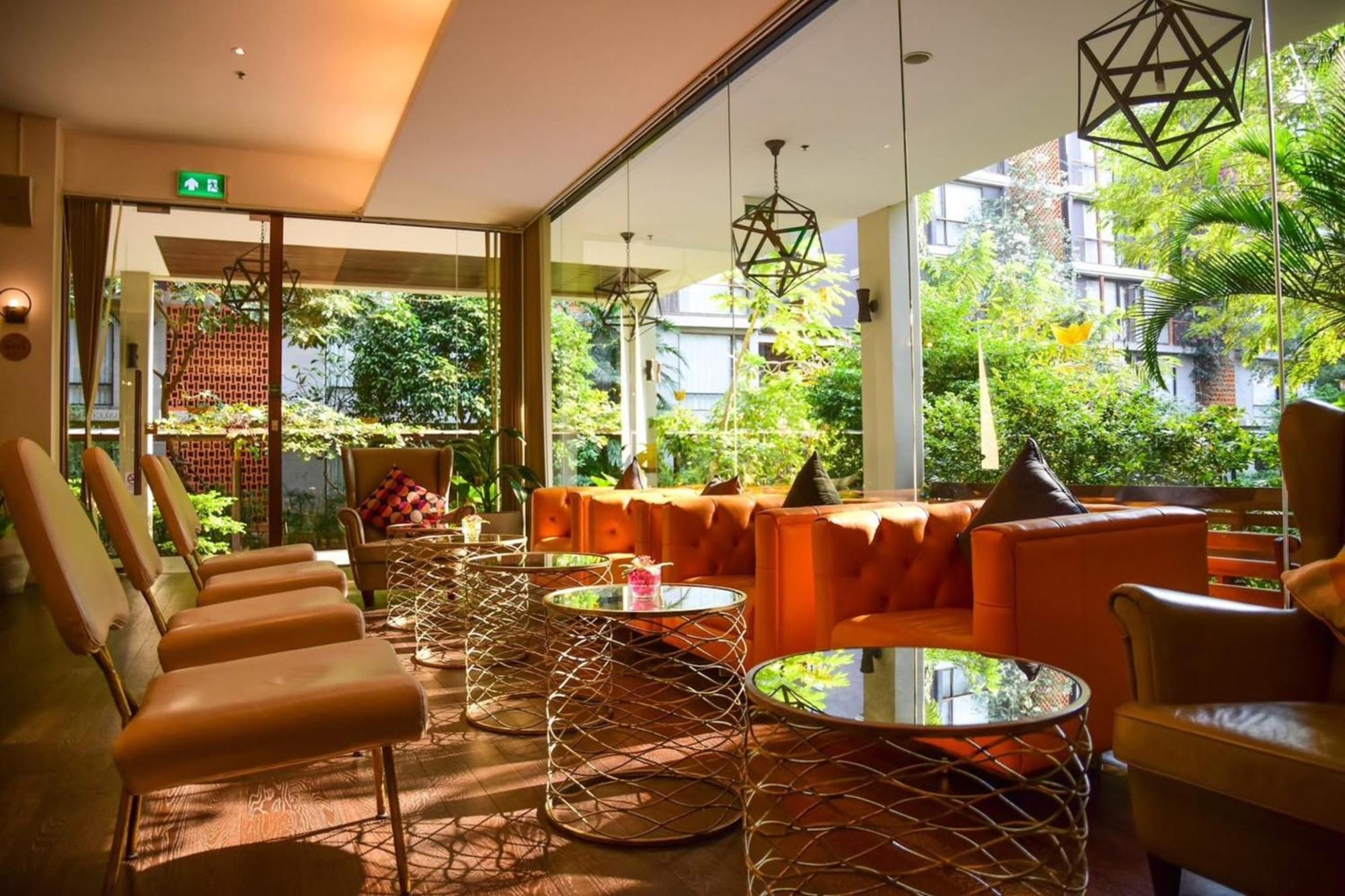 Balcony Courtyard Sriracha & Serviced Aparthotel Si Racha