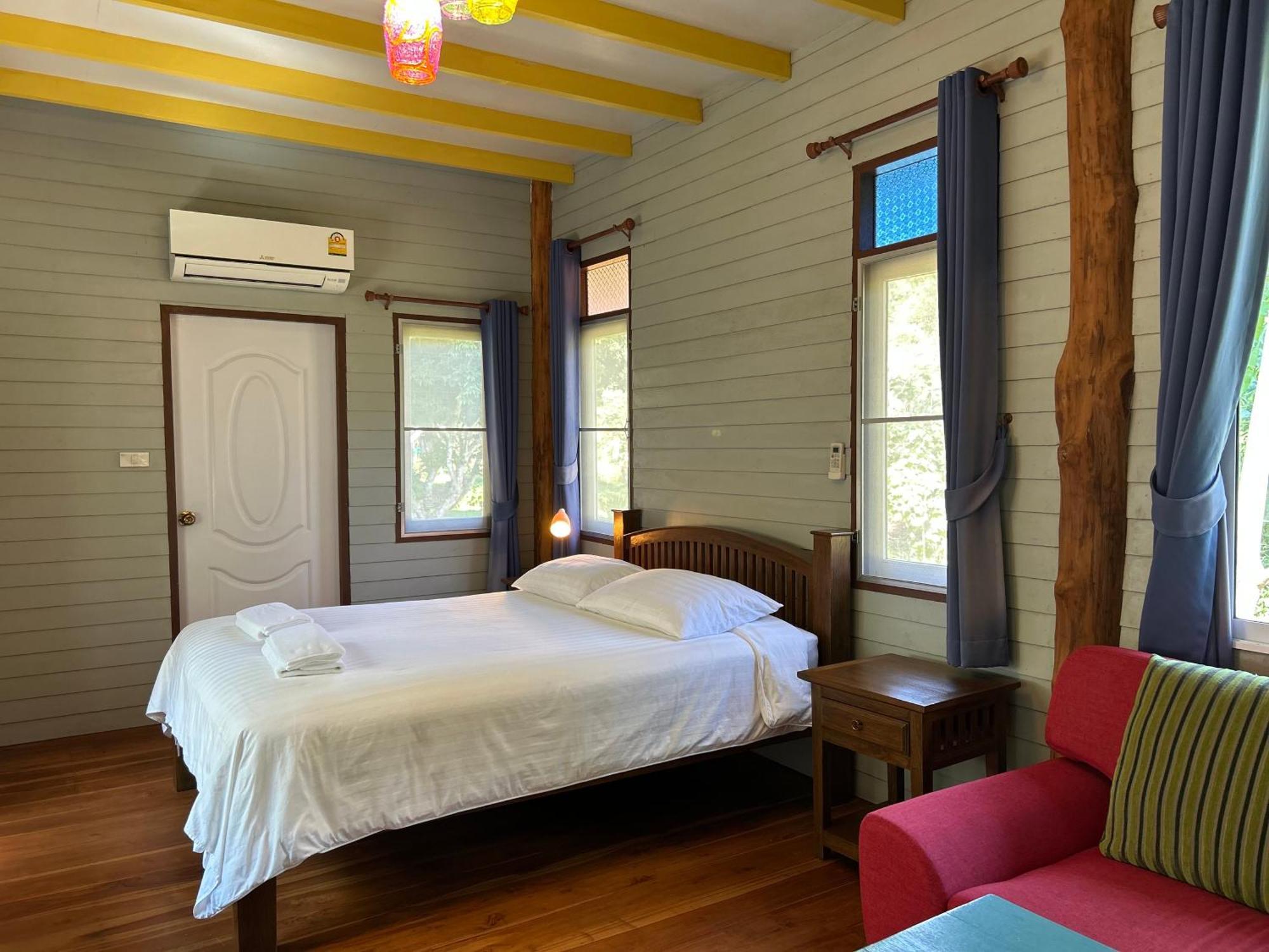 Resort At Chiang Dao, Pooch Lovers