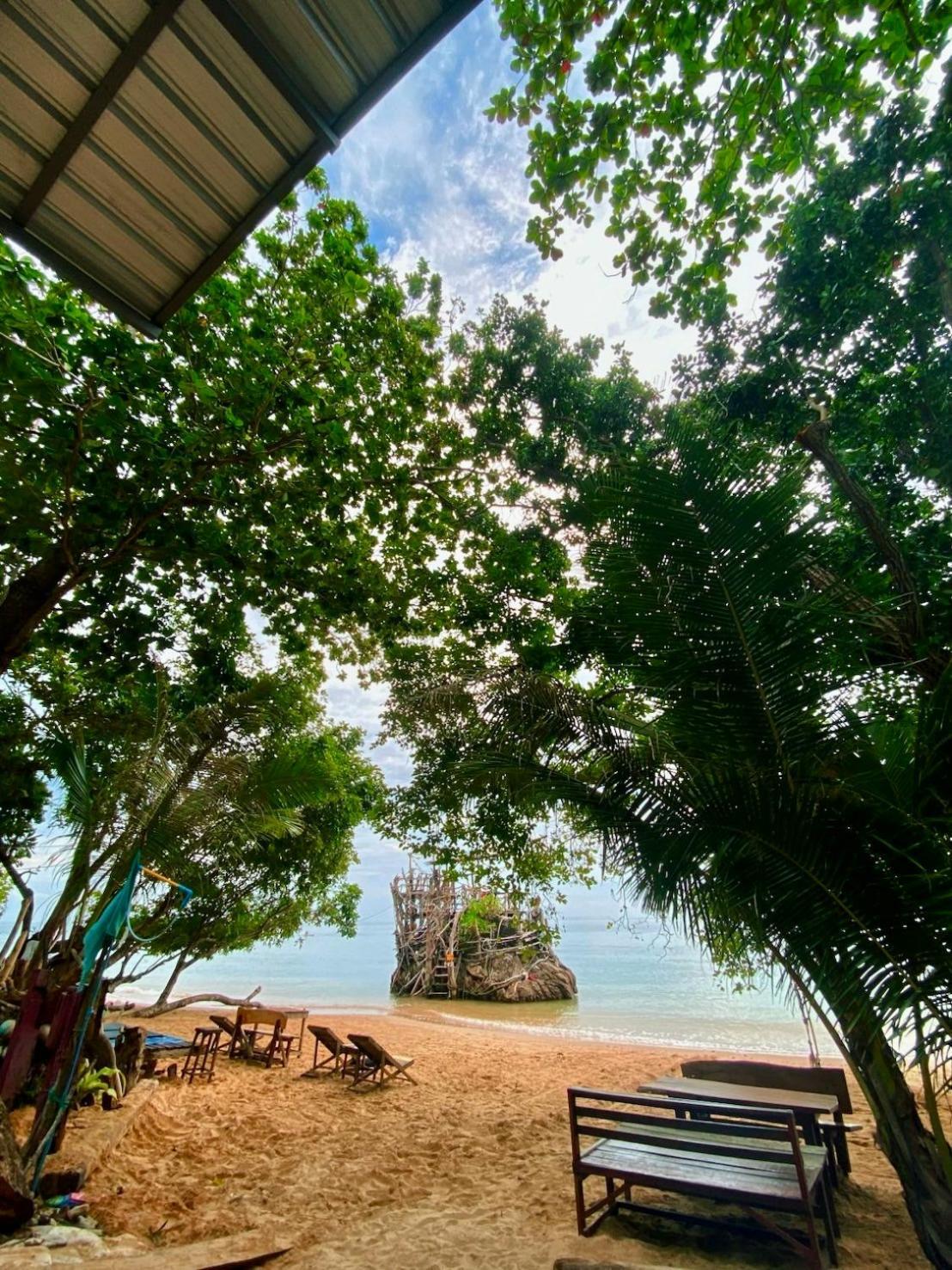 Koh Phu Valley Koh Jum
