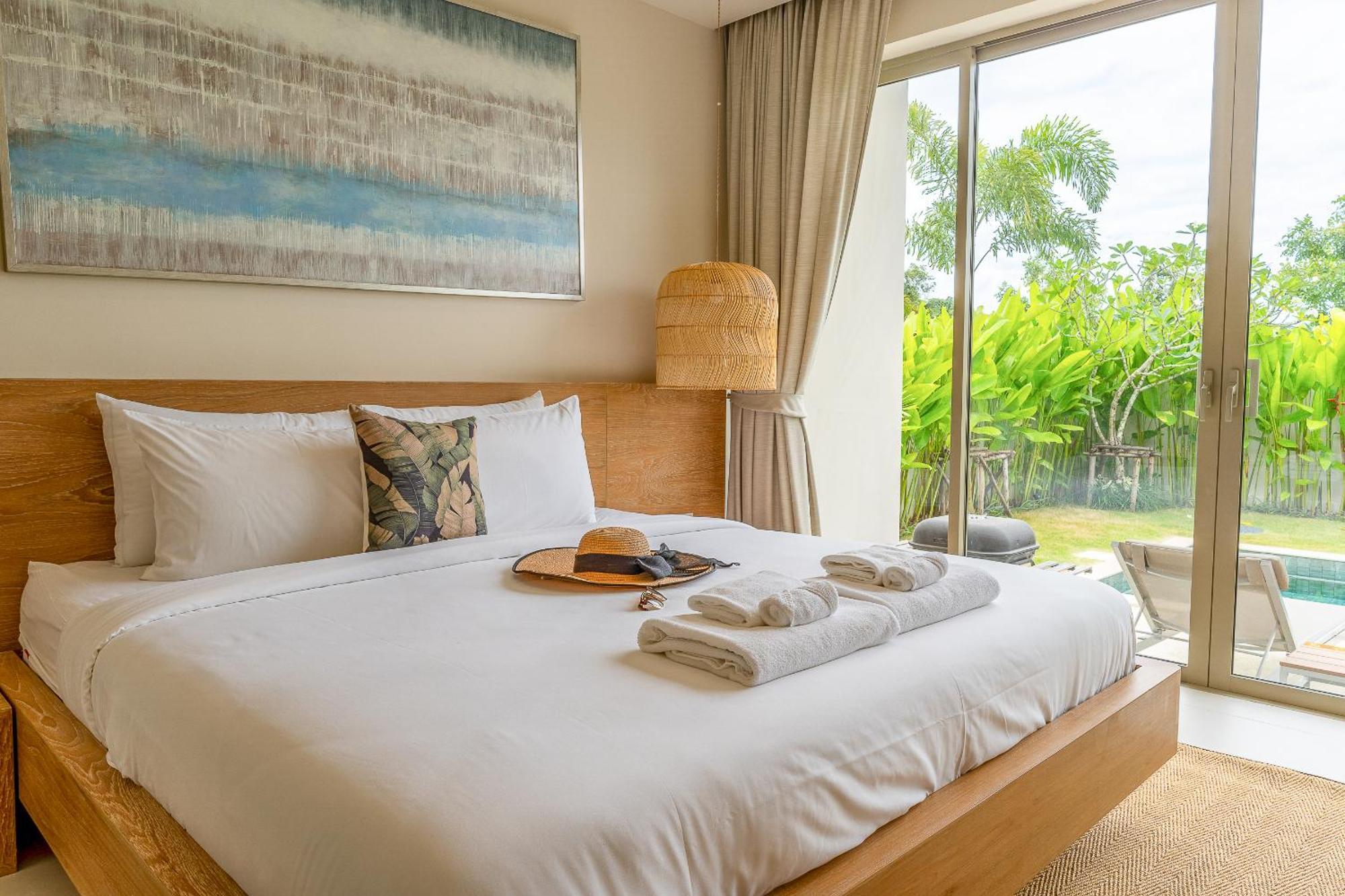 Villa Casa Azure 19 - Brand New With Private Pool And Gym With 24-7 Security - Just 15 Min To Bangtao & Boat Avenue *