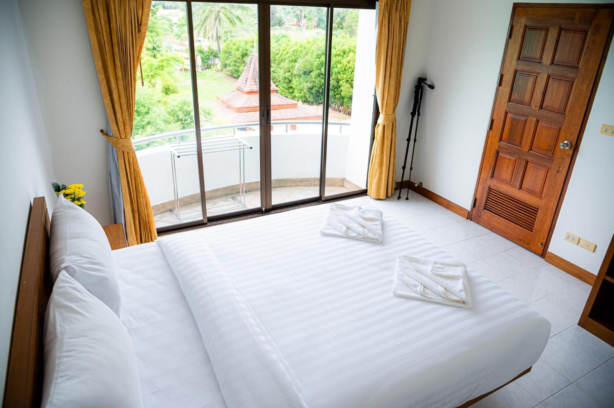 Diamond Place Hotel