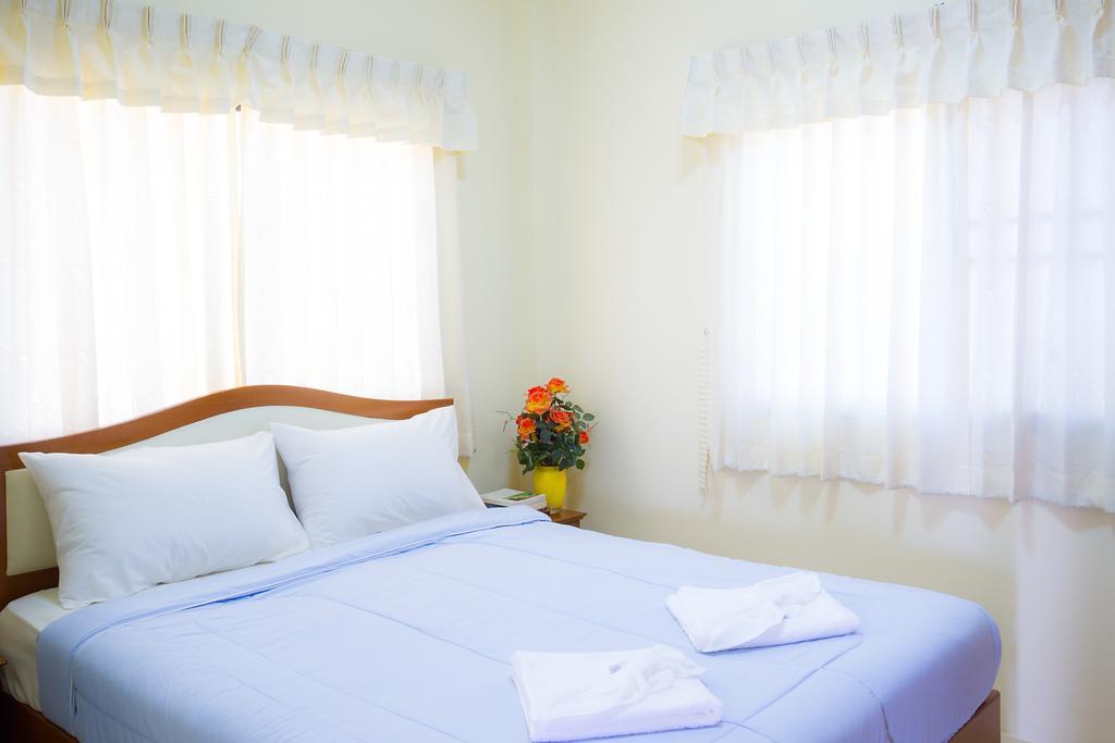 Lake Villa Resort