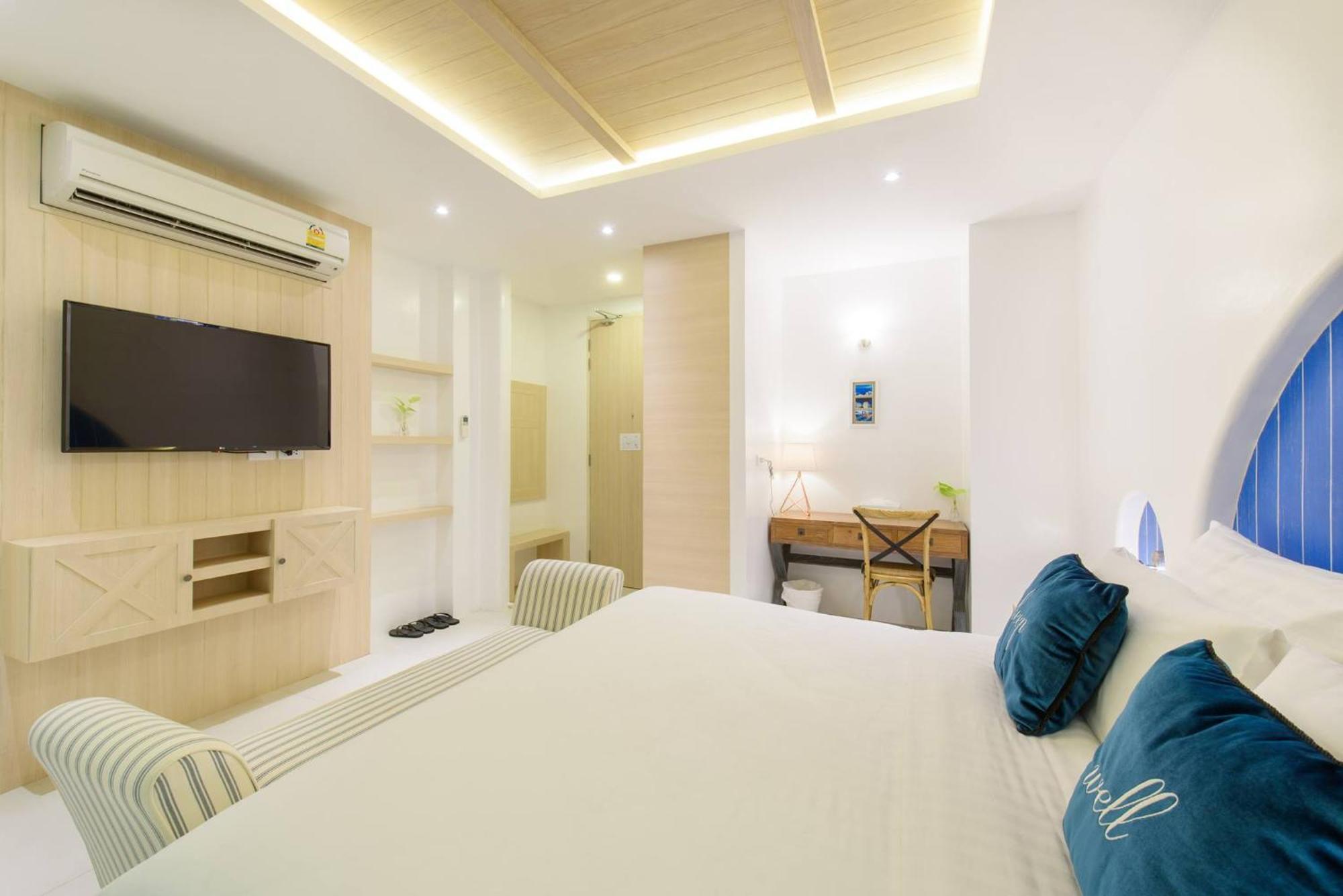 Hotel Costa Village Jacuzzi Bangsaray 3*