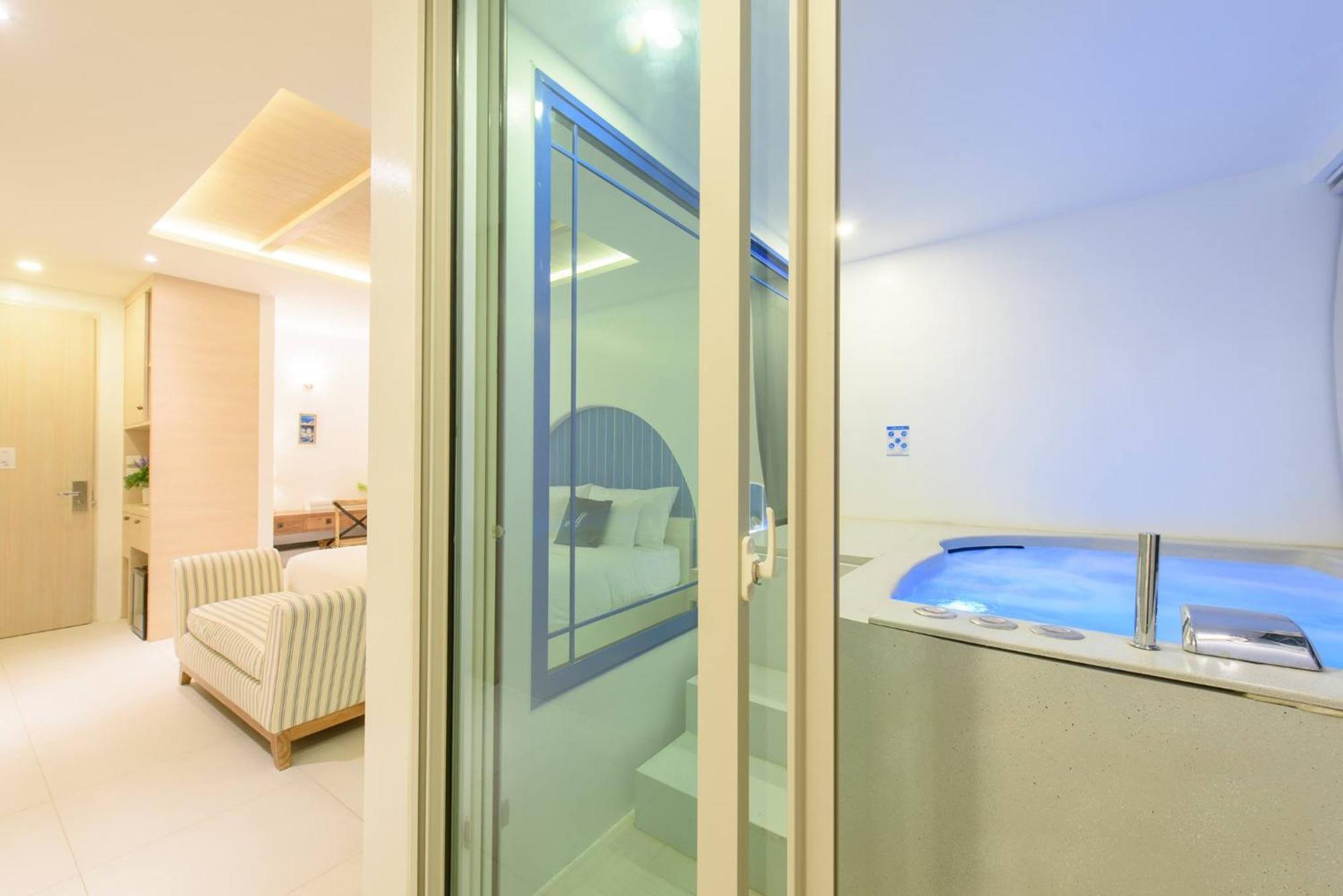 Costa Village Jacuzzi Bangsaray Hotel 3*