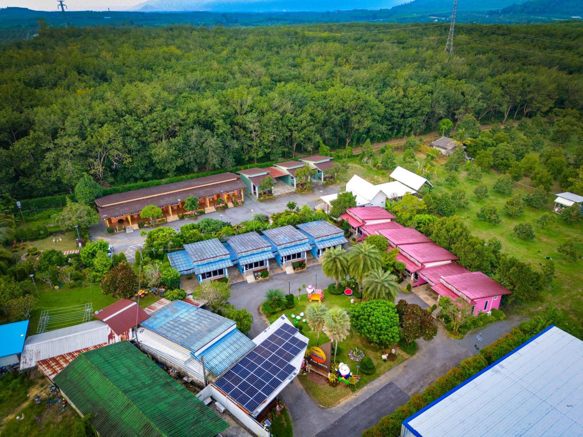Baan Suan Mee Tang Resort