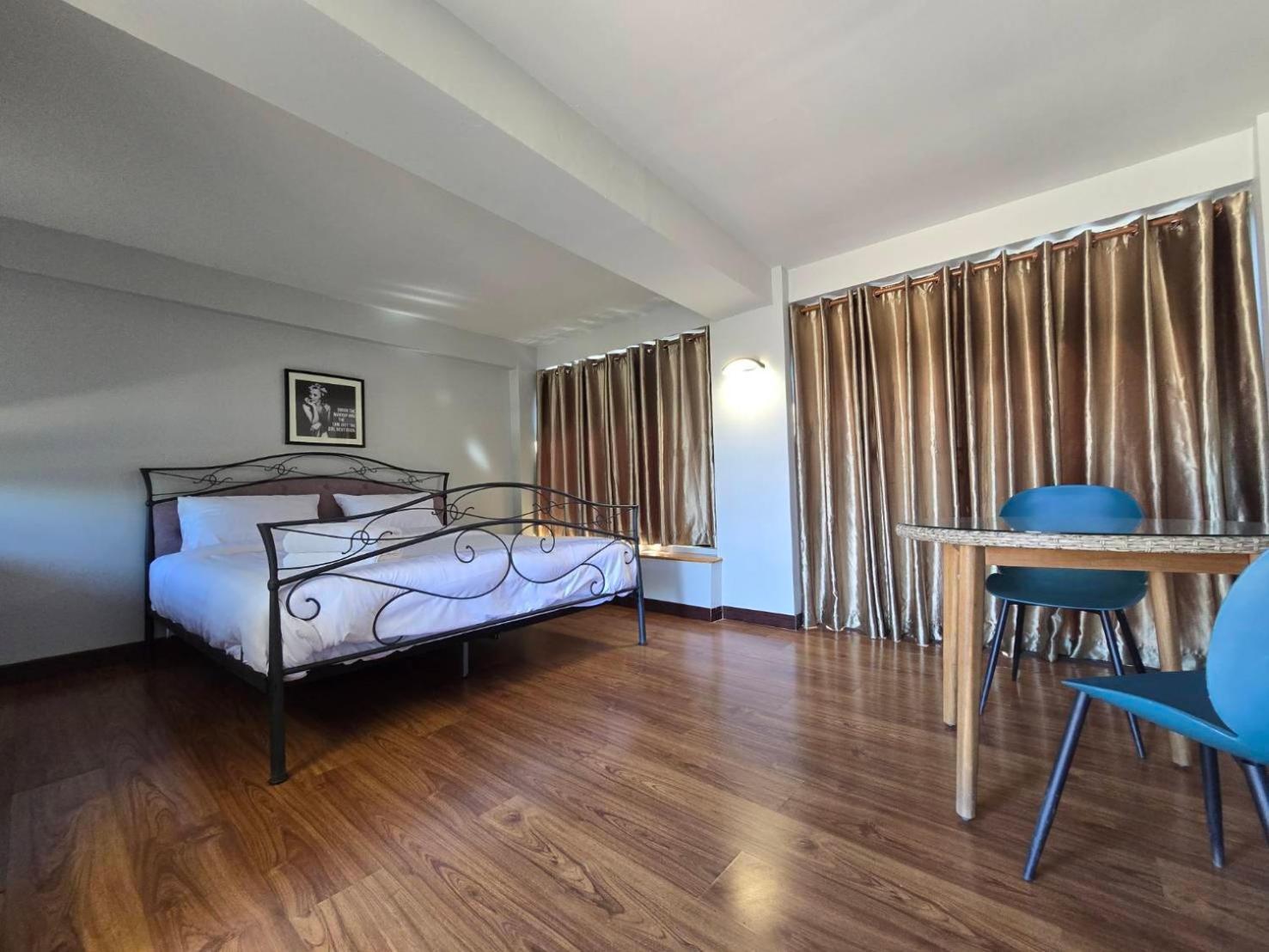 Krin Hotel