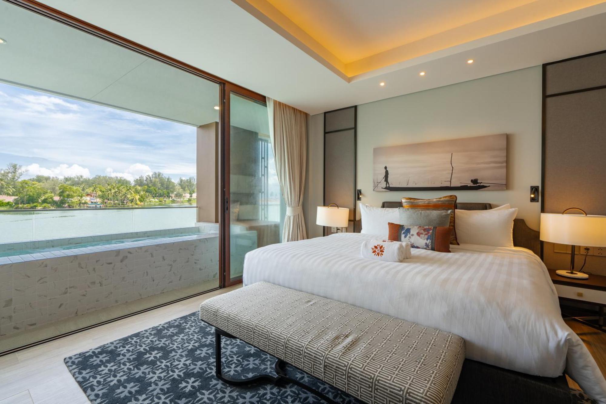 Luxury In The Laguna Near The Bang Tao Beach (Phuket)