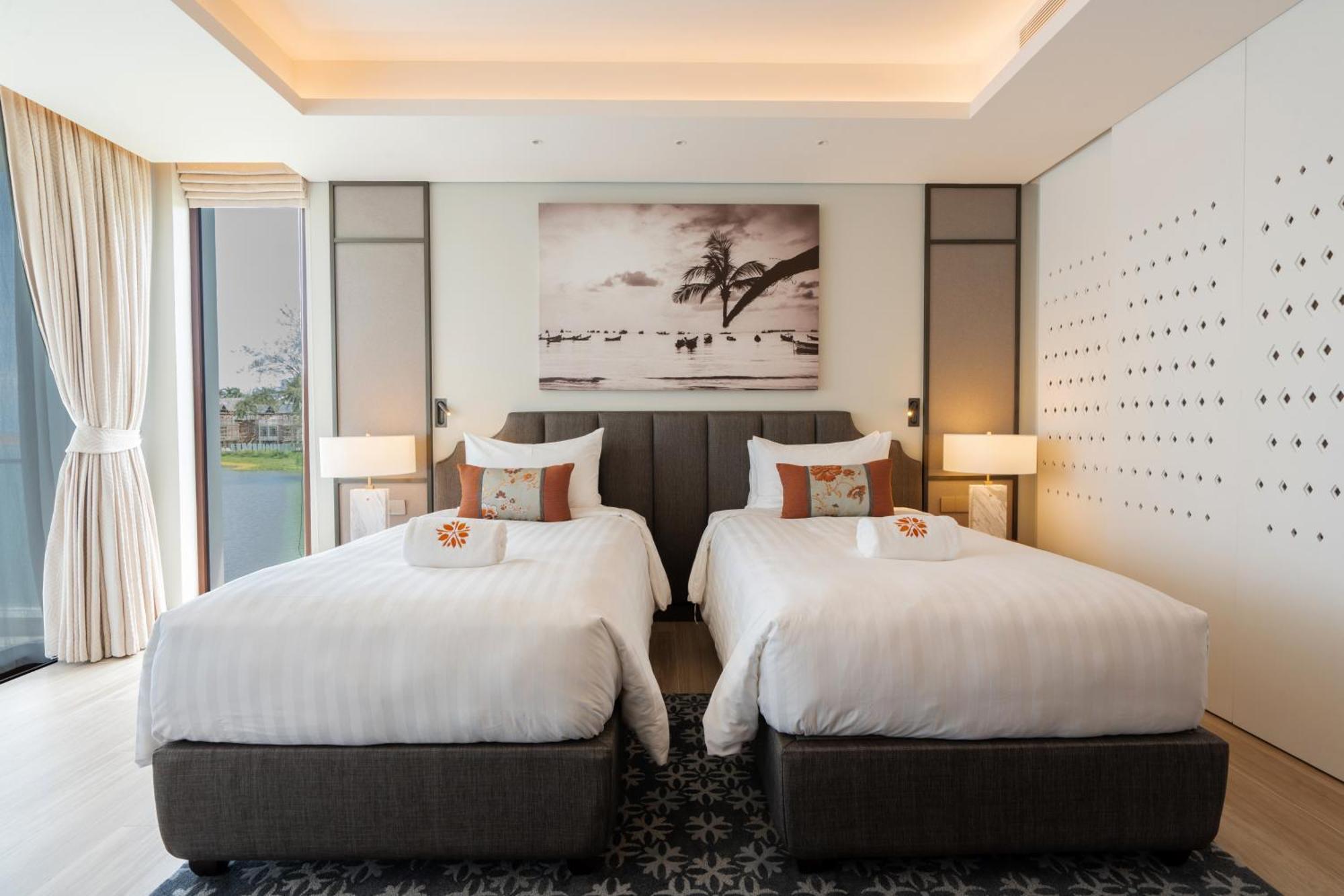 Luxury In The Laguna Near The