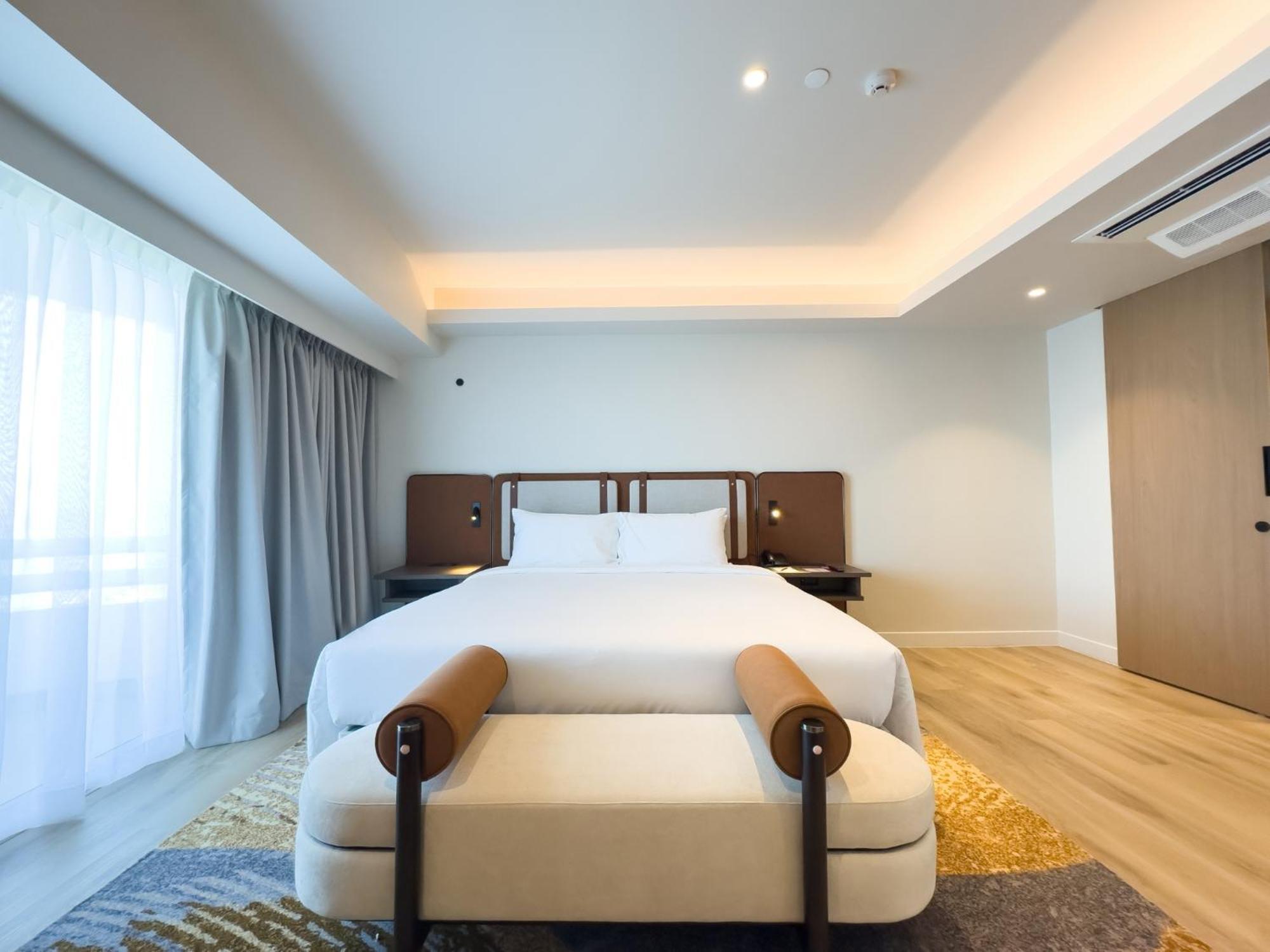 Hotel D Varee Beach, Pattaya Jomtien Beach