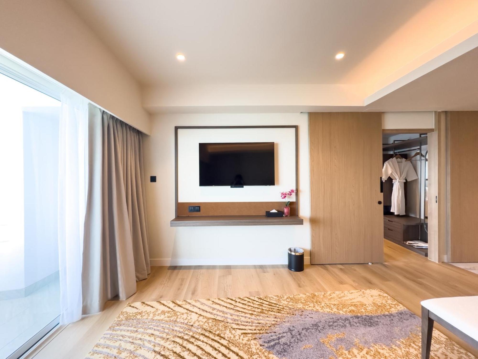D Varee Beach, Pattaya 5*