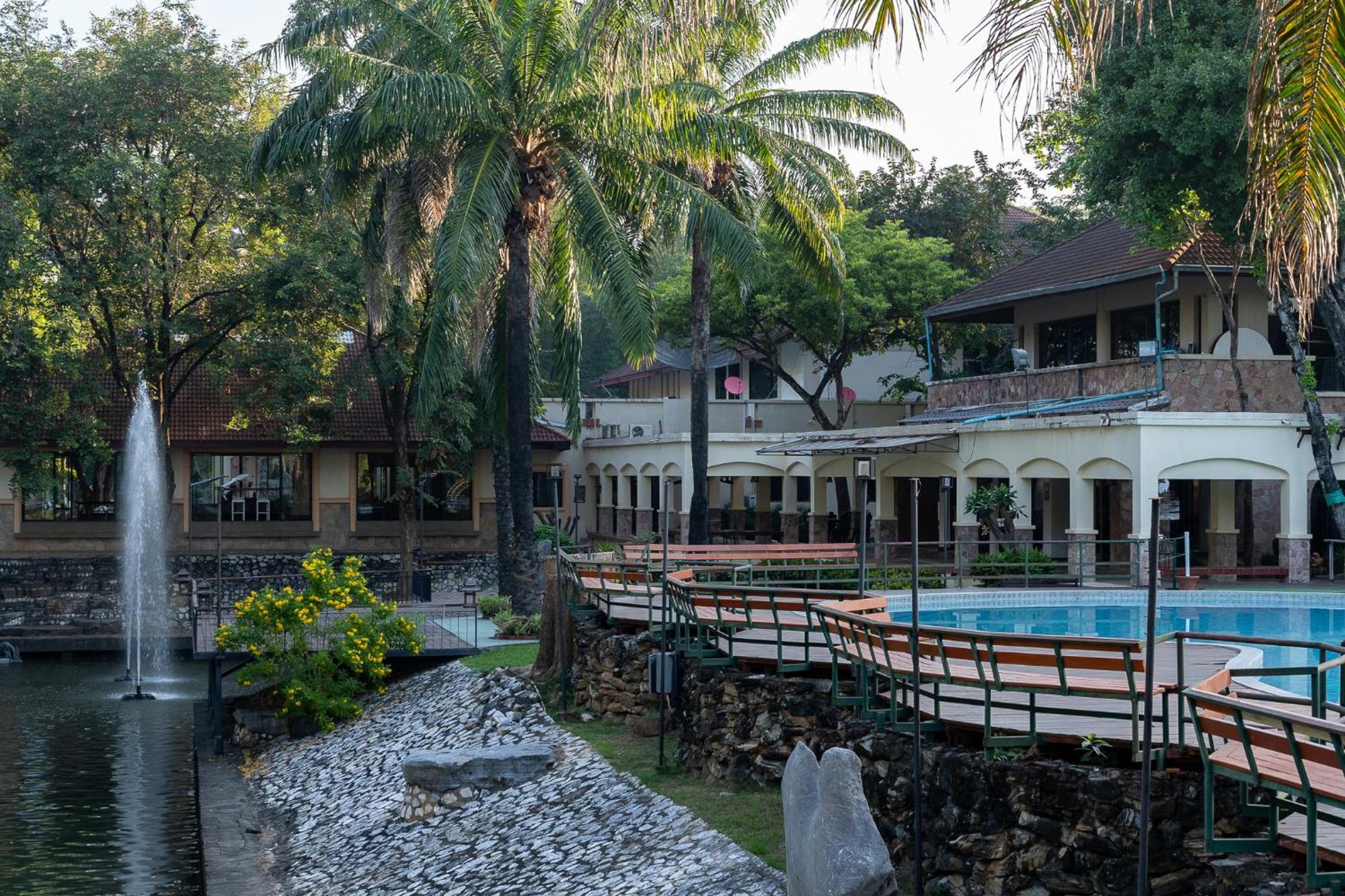 Resort Pung-waan &