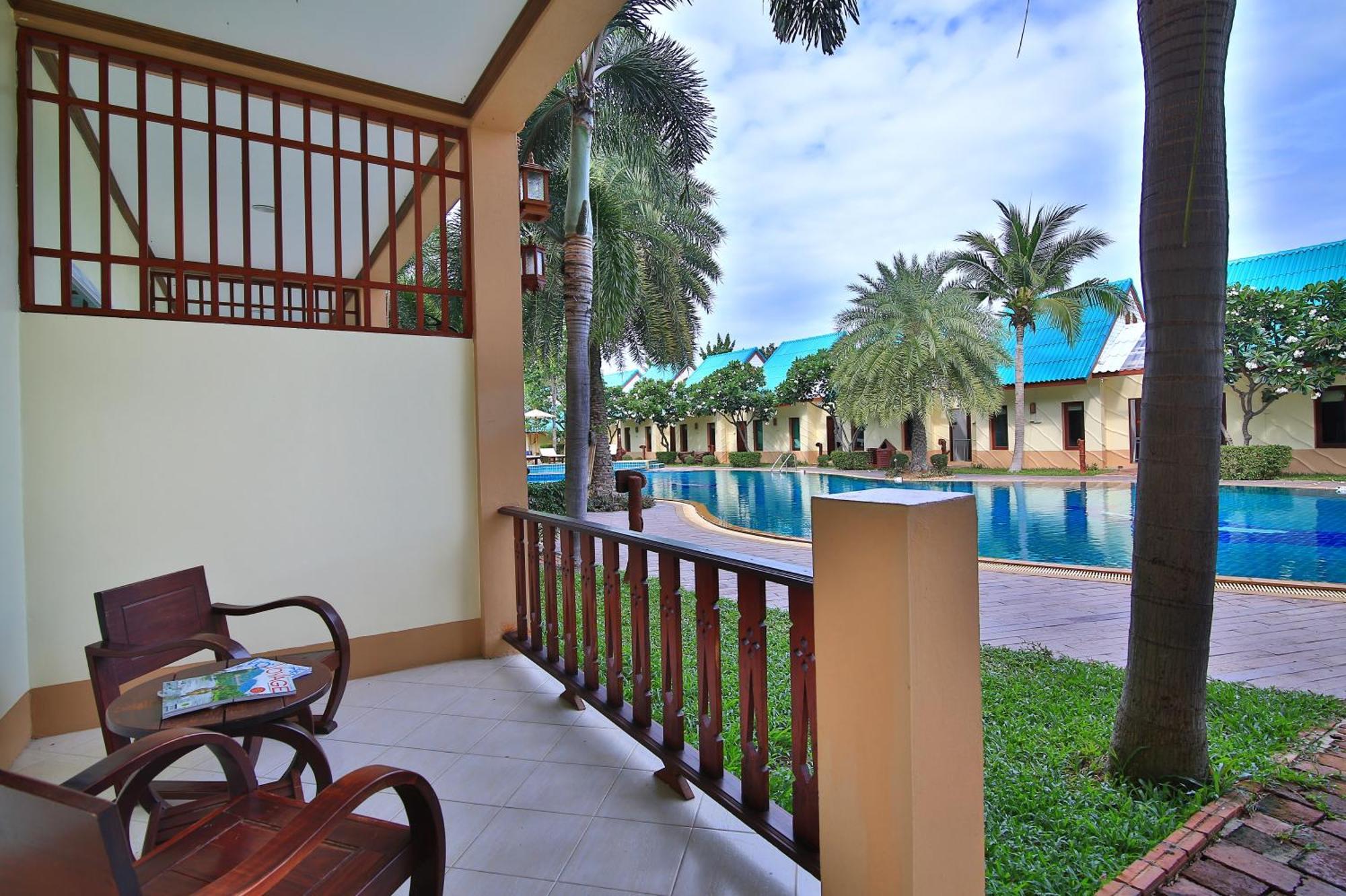 The Resort 3*