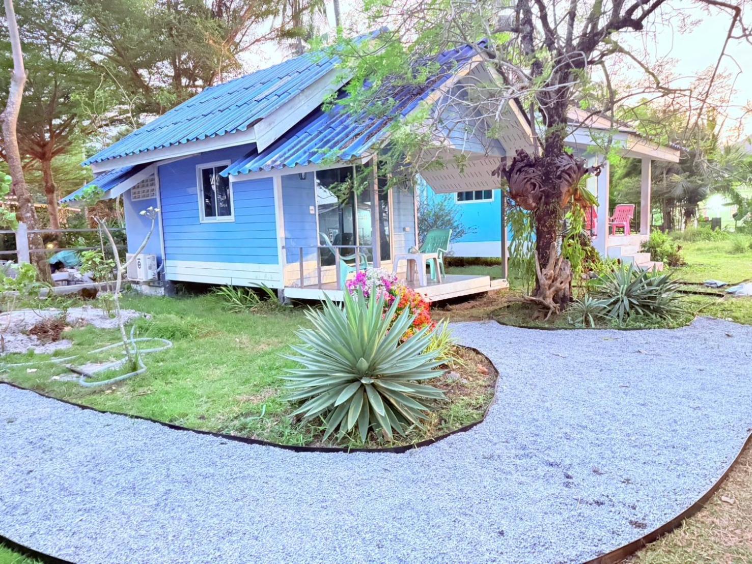 Mr.yong Tour & Guest house Koh Mook