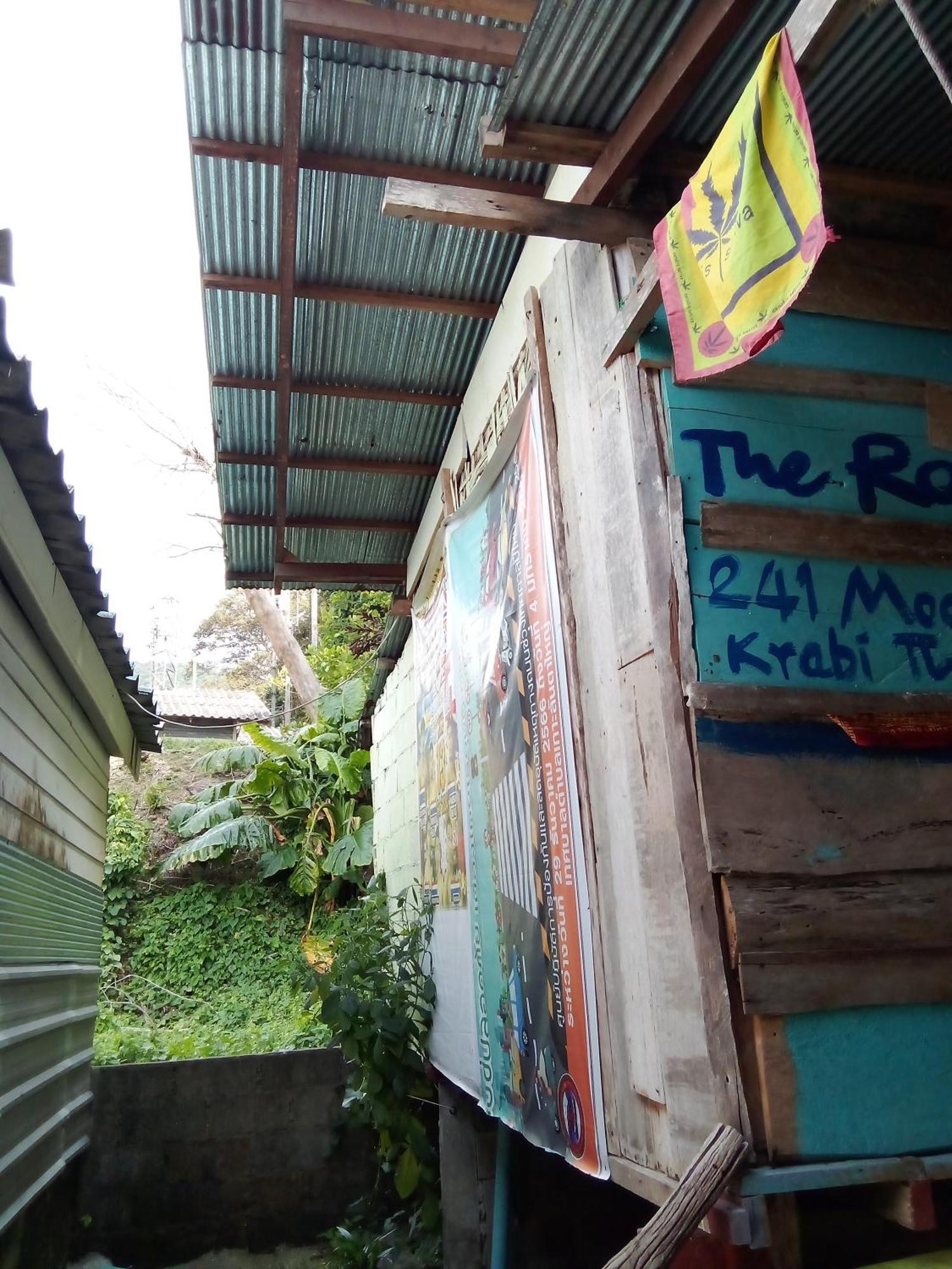 The Rock Hut & House Koh Lanta