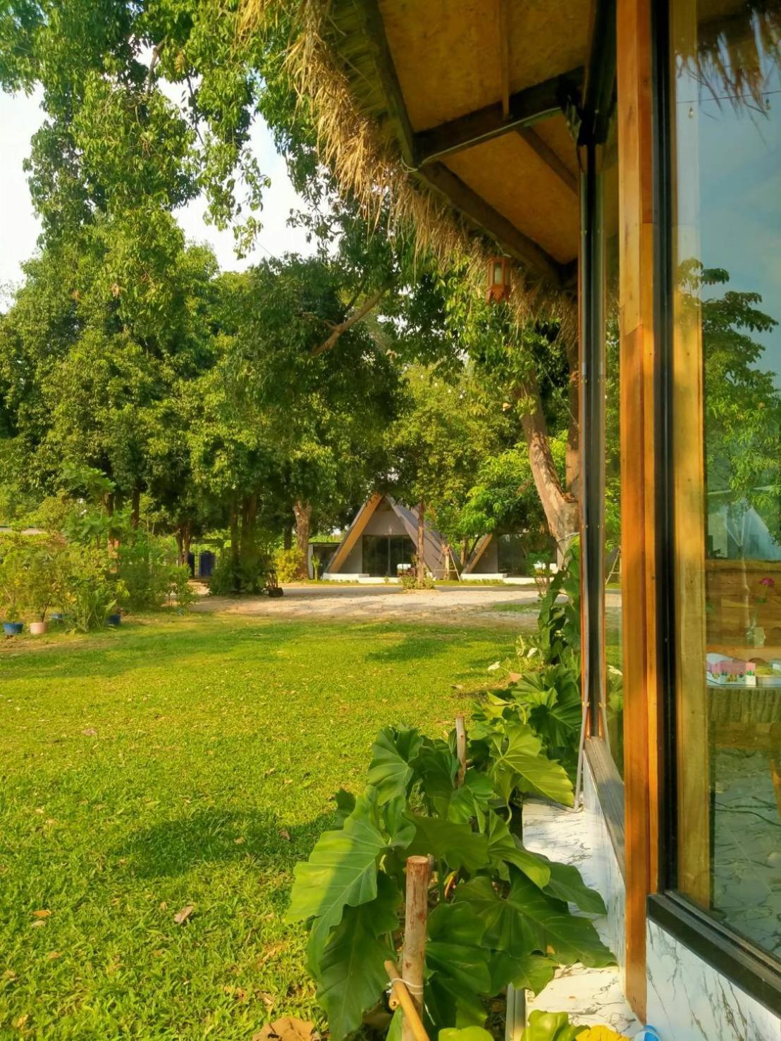 Manta Ban Khao Tok