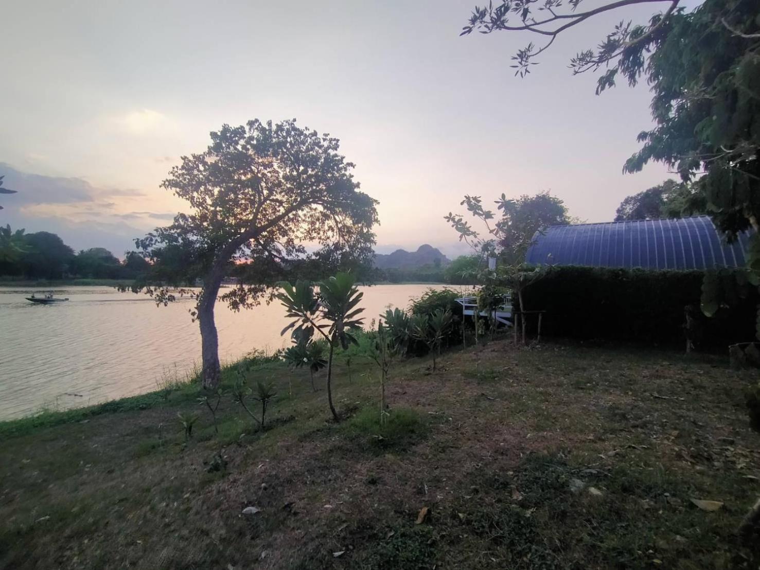 Manta Ban Khao Tok