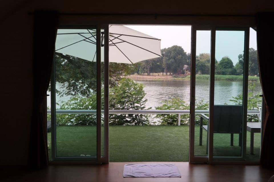Manta Resort *