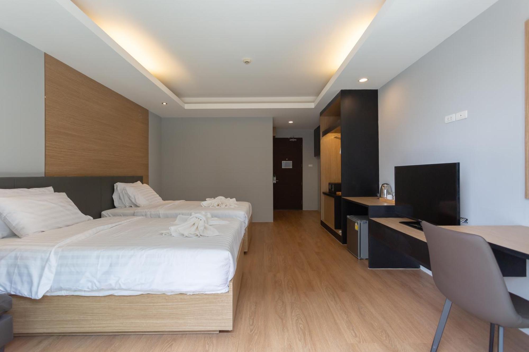 Tisha Hotel