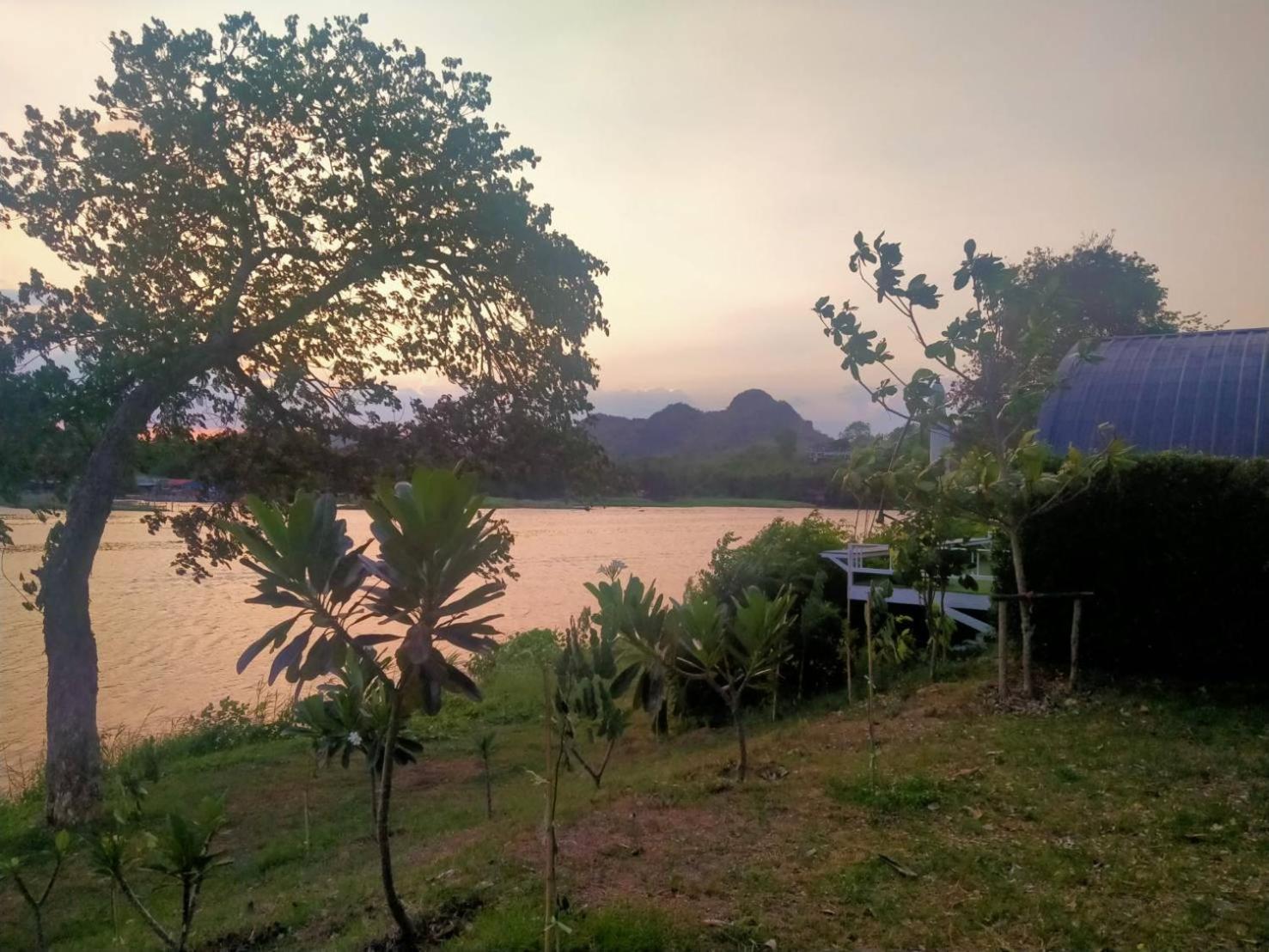 Resort Manta Ban Khao Tok
