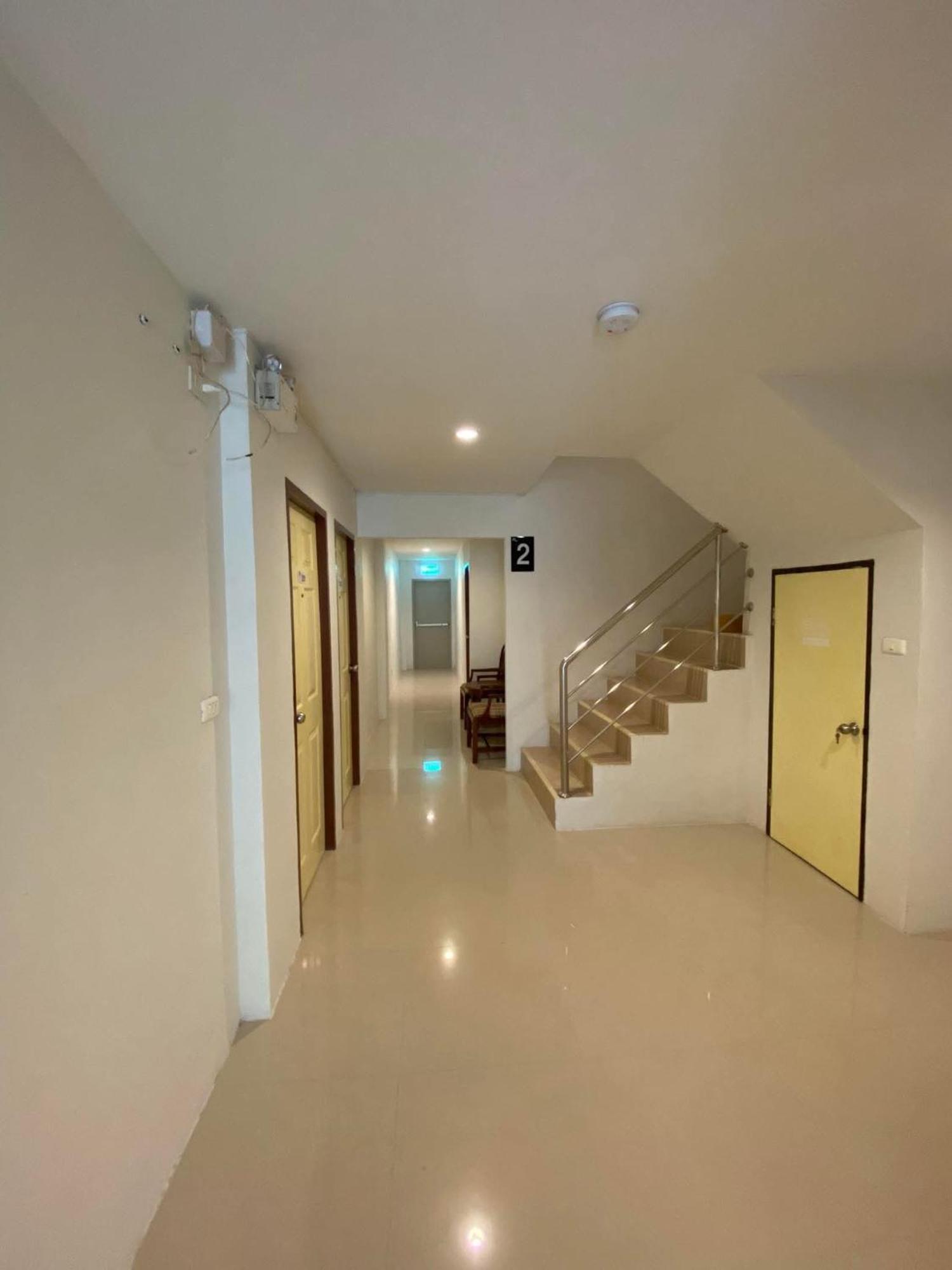 Harvest House Hotel 2*