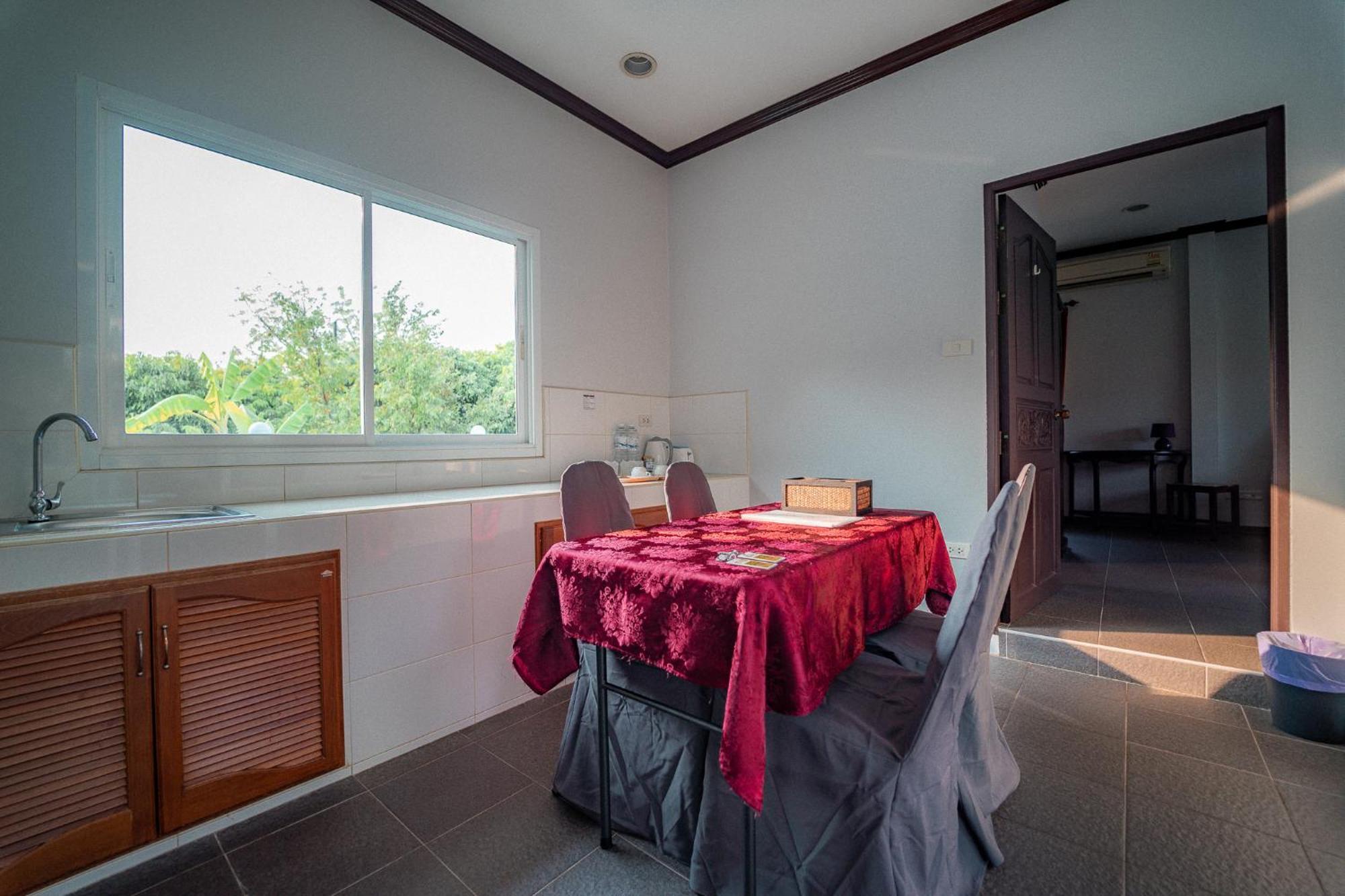 Resort Baan Faa Talaychan