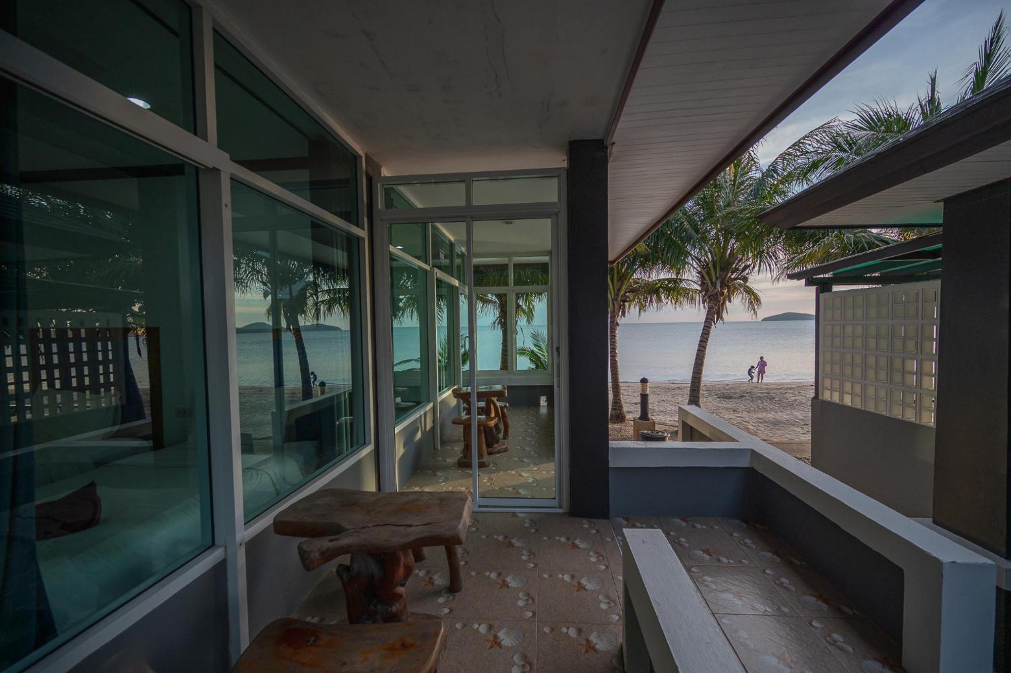 Baan Faa Talaychan Resort Chao Lao Beach