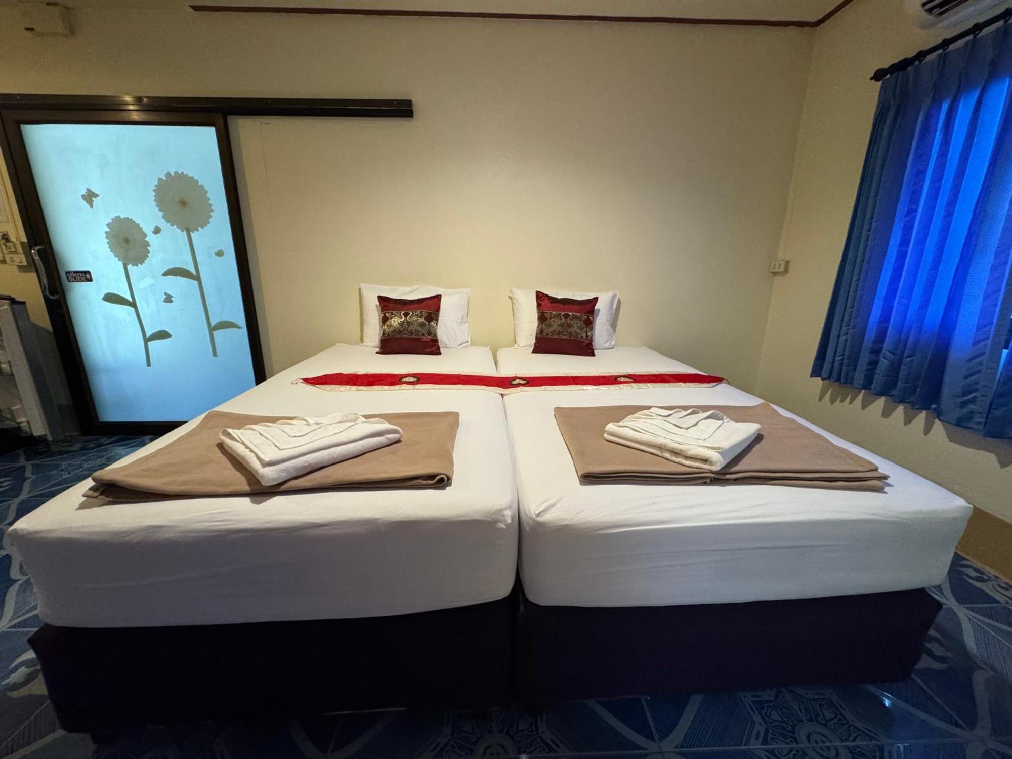 Baan Klong House Guest house Baan Khai