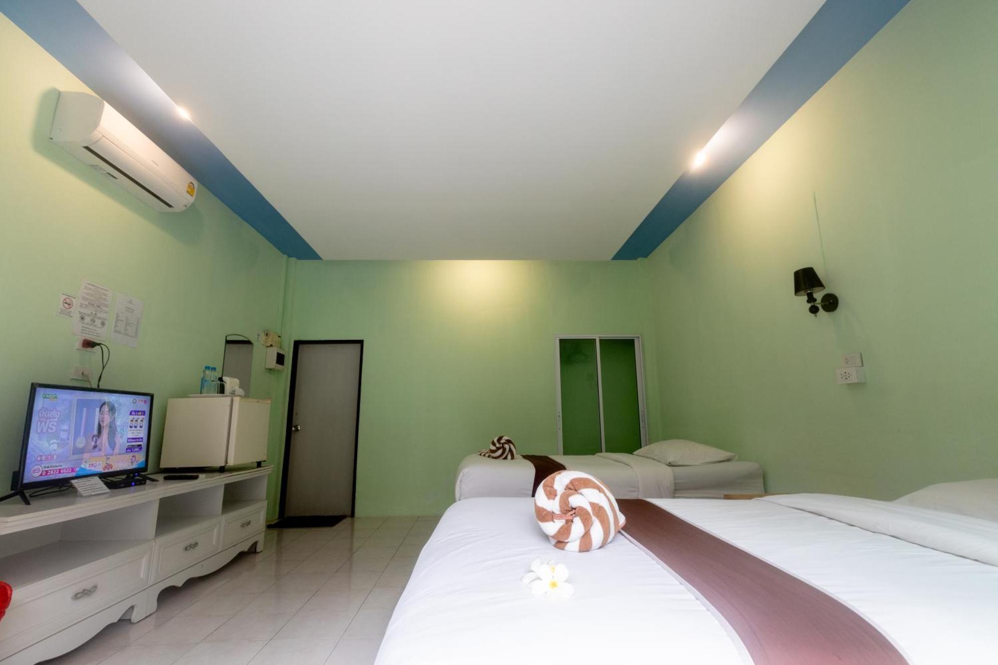 Resort Best House Langu