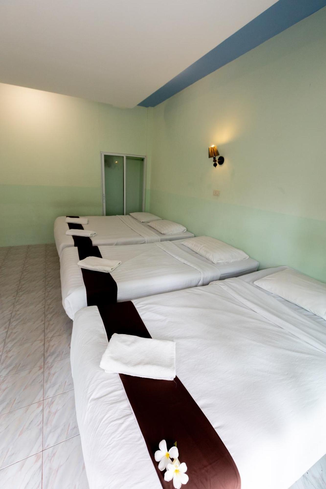 Resort Best House Langu