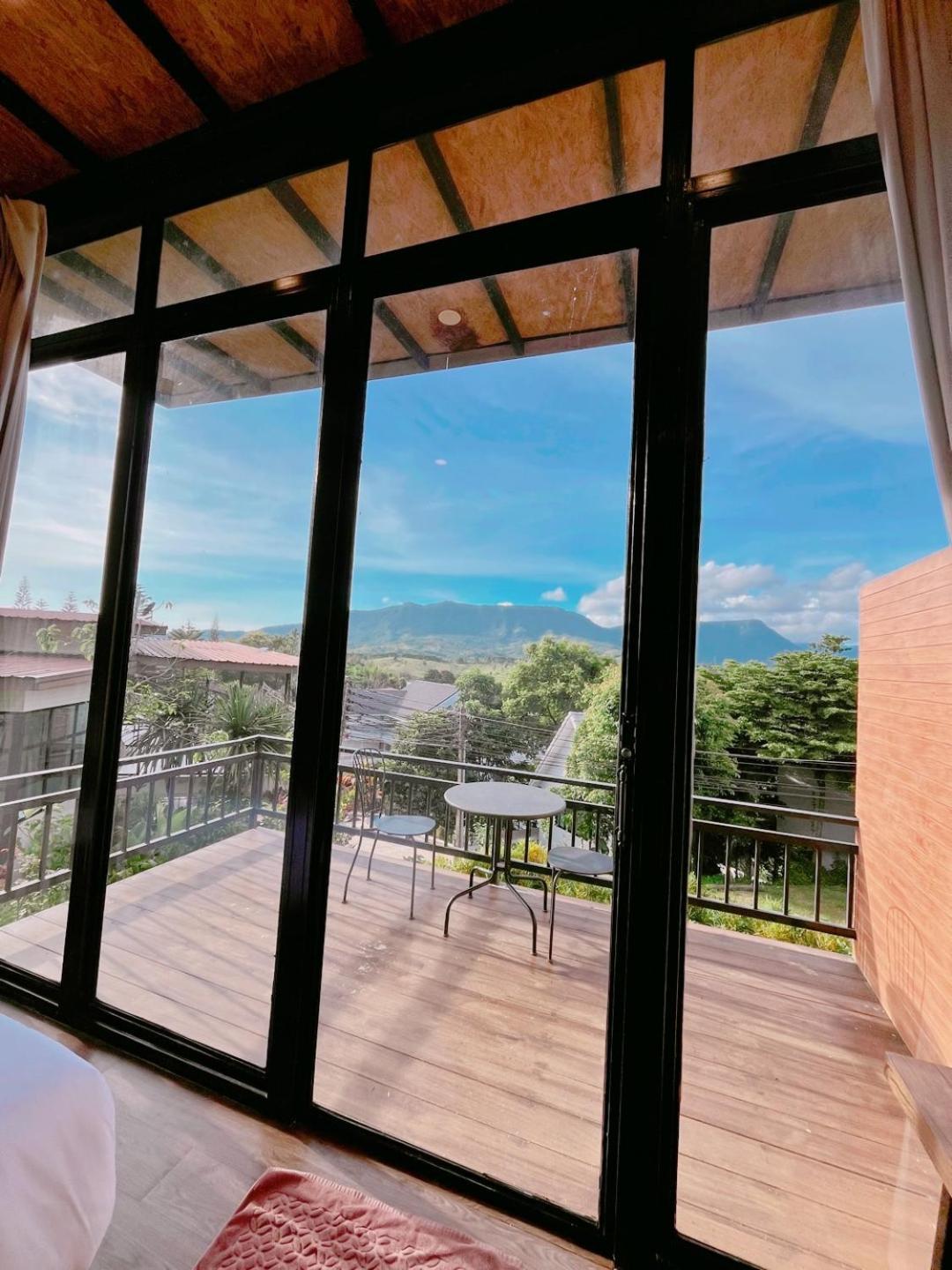Krin Hotel 3*
