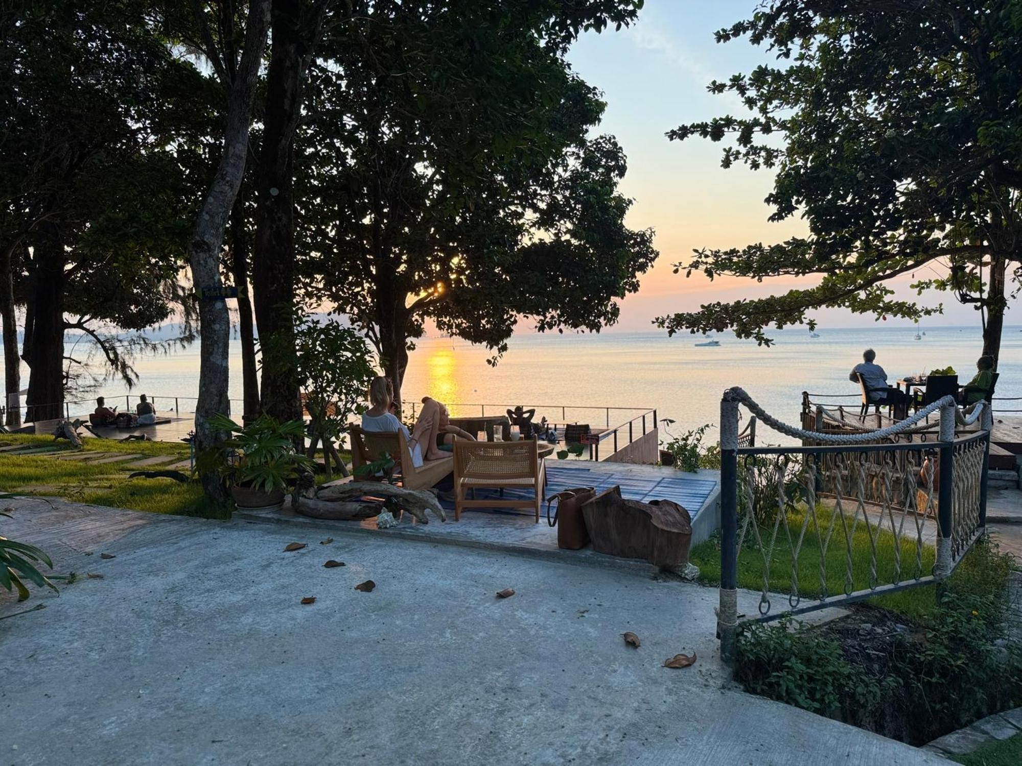 Marina Ranong Resort *
