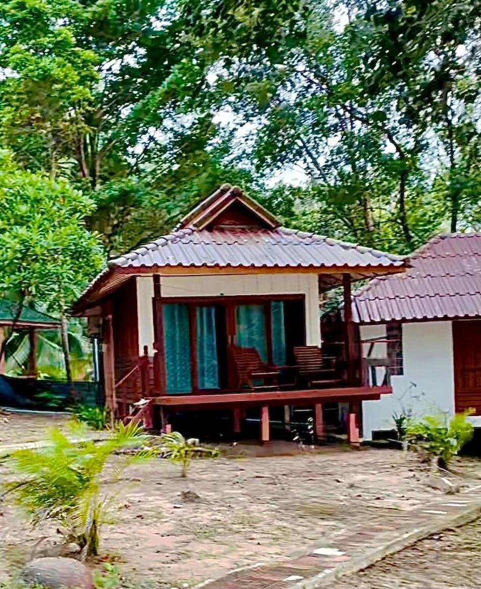 Marina Ranong Koh Phayam