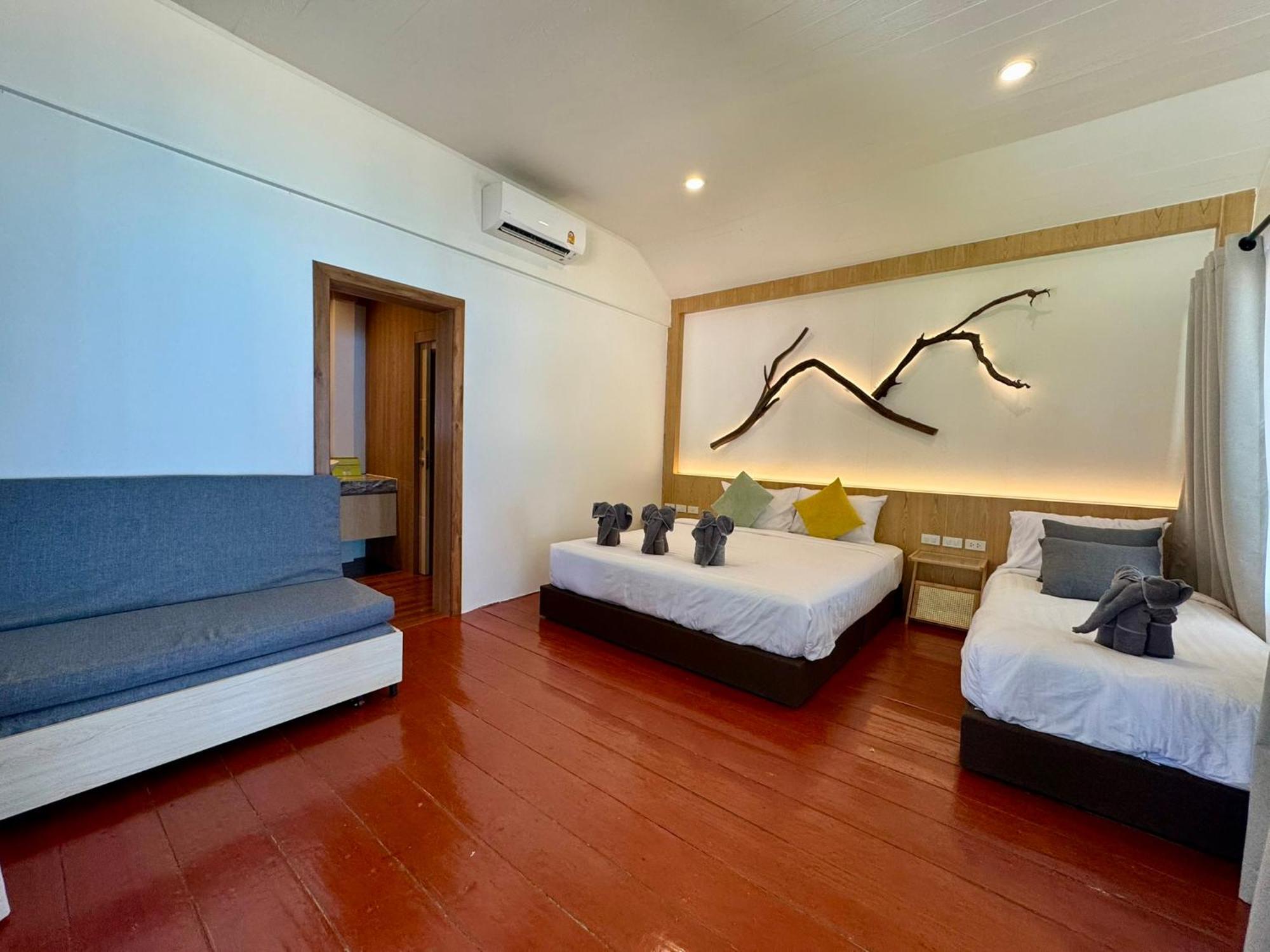 Resort Marina Ranong