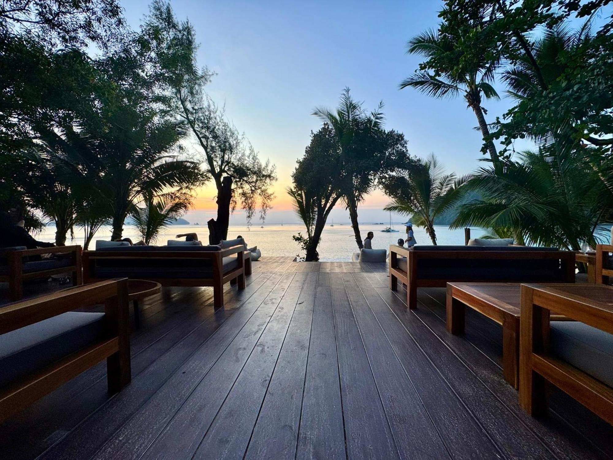 Sunny Cove Koh Phayam Resort
