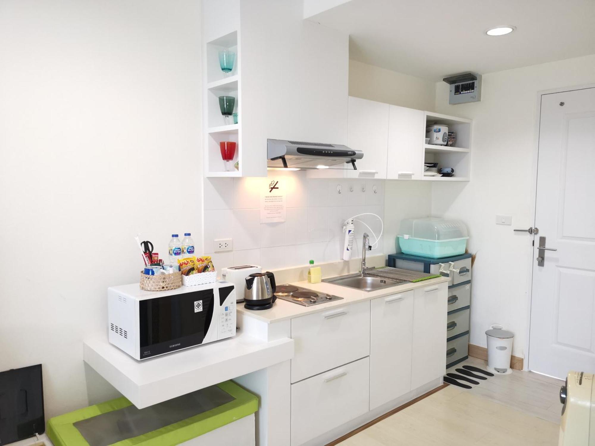 The Sea View 327-62 Floor-free Netflix Aparthotel 4*