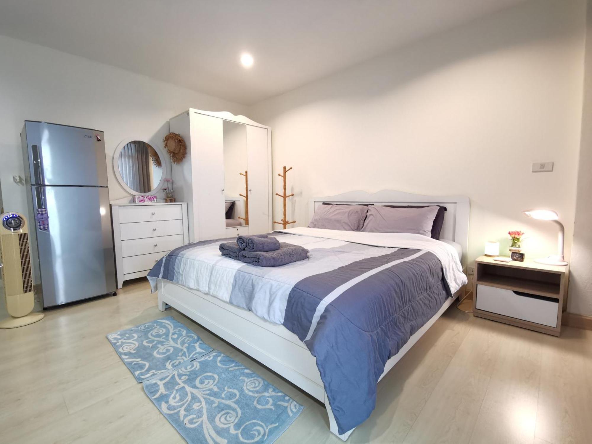 The Sea View 327-62 Floor-free Netflix