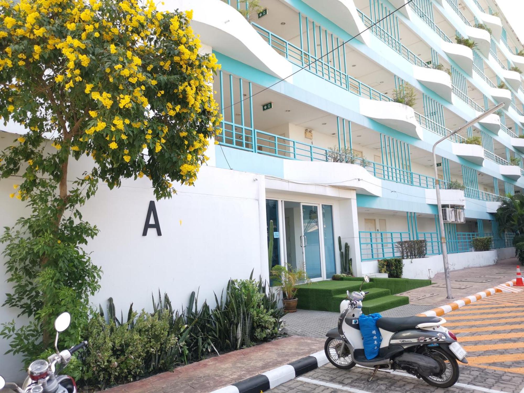 Aparthotel The Sea View 327-62 Floor-free Netflix 4*