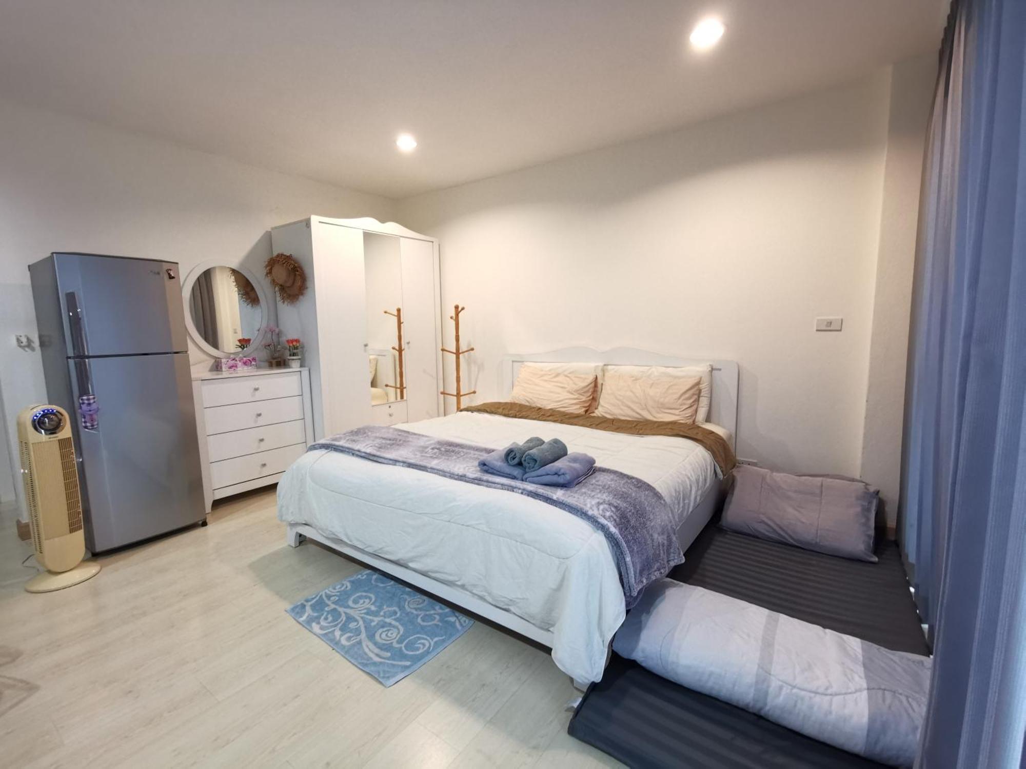 The Sea View 327-62 Floor-free Netflix 4* Bang Saen