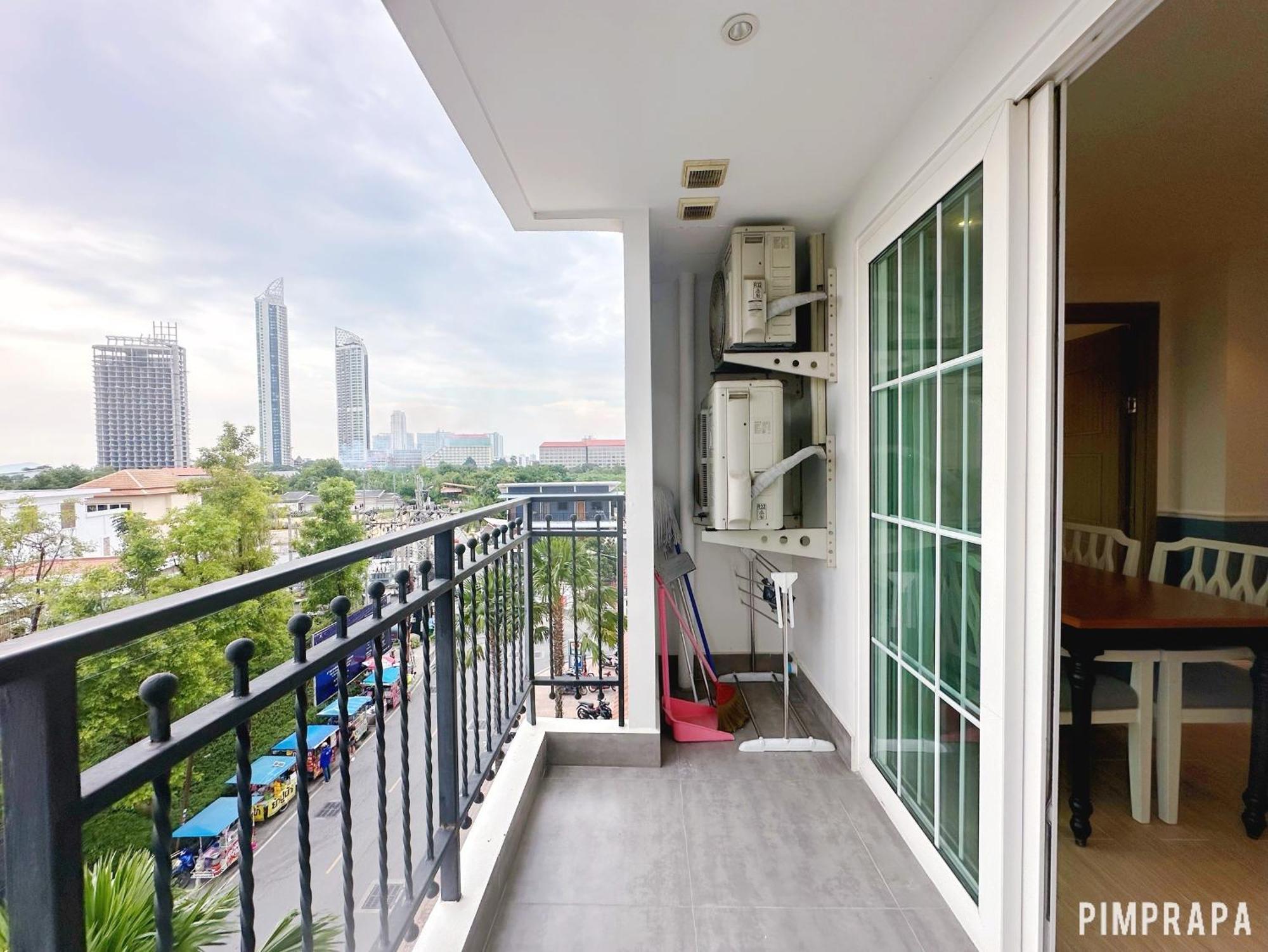 Jomtien Beach, Pattaya - Seven Seas Cote D'azur Hotel 5*