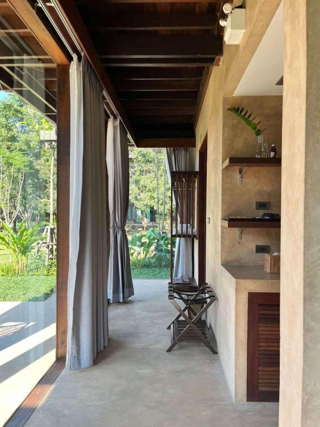 Resort Nachan The Antique Courtyard