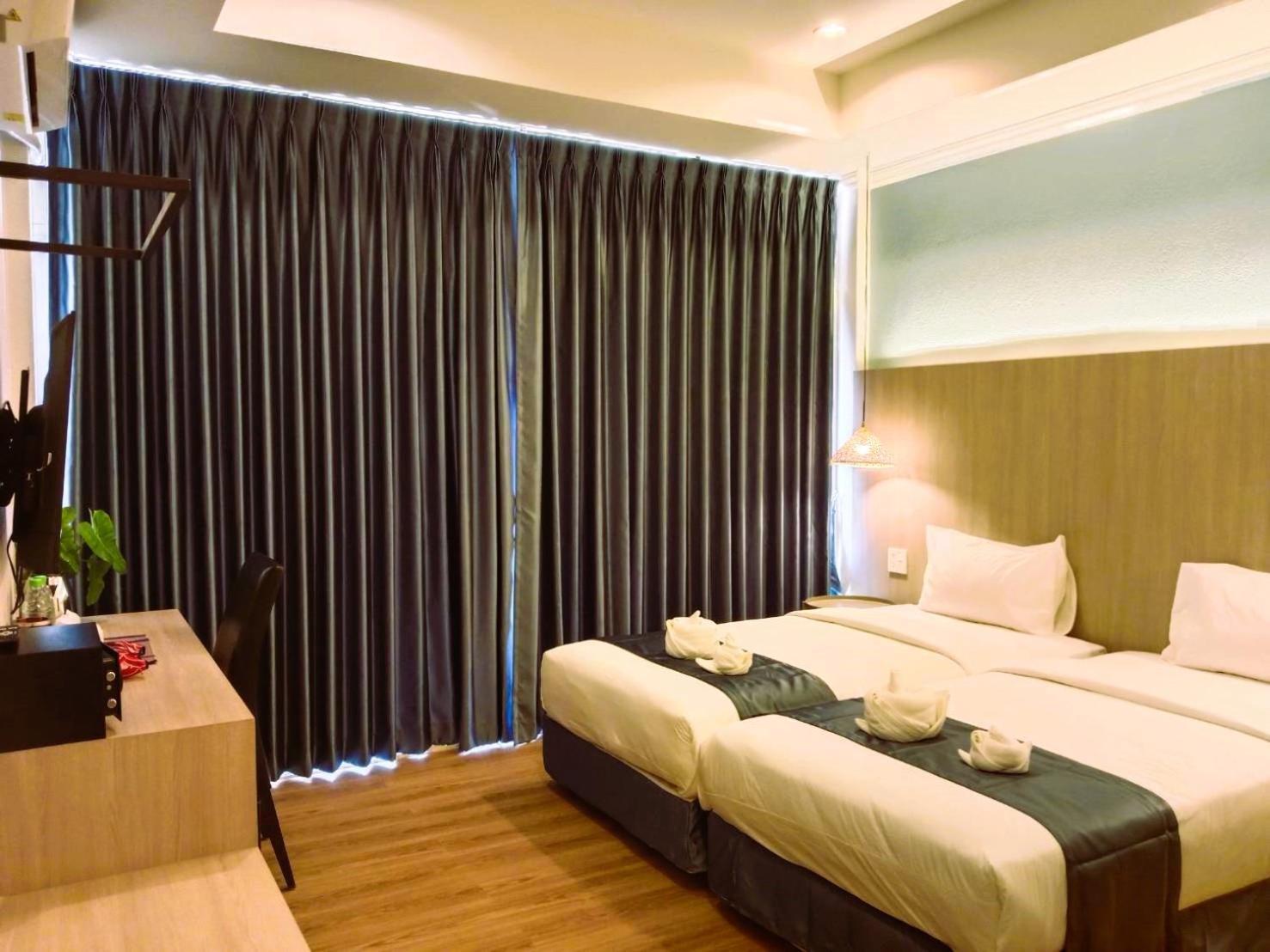 Eastique Koh Chang Hotel 3*