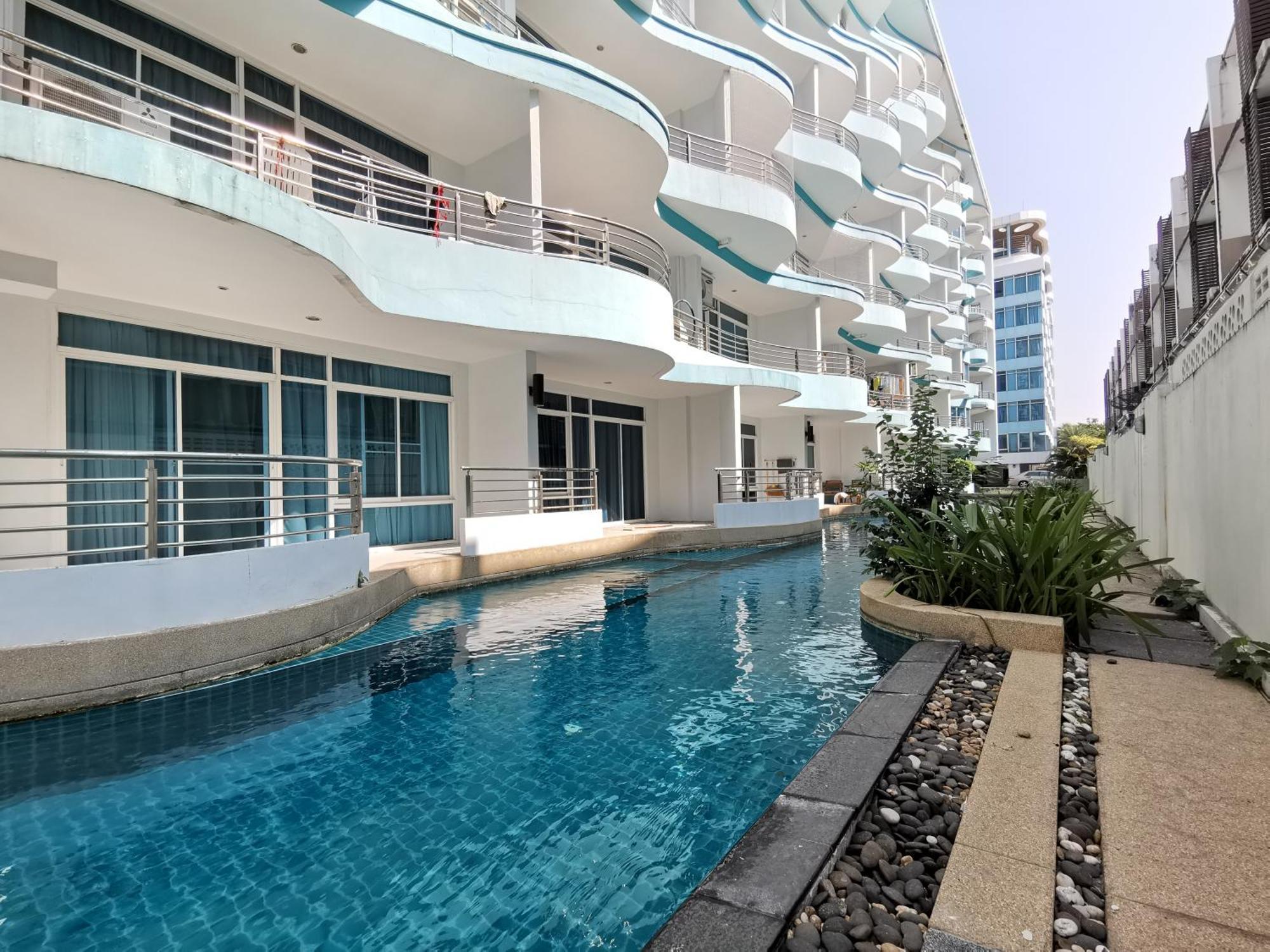 The Sea View 327-62 Floor-free Netflix 4*