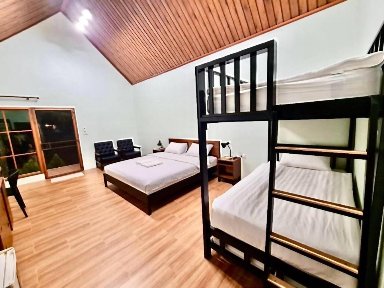 Baan Pong Tara Resort 3*