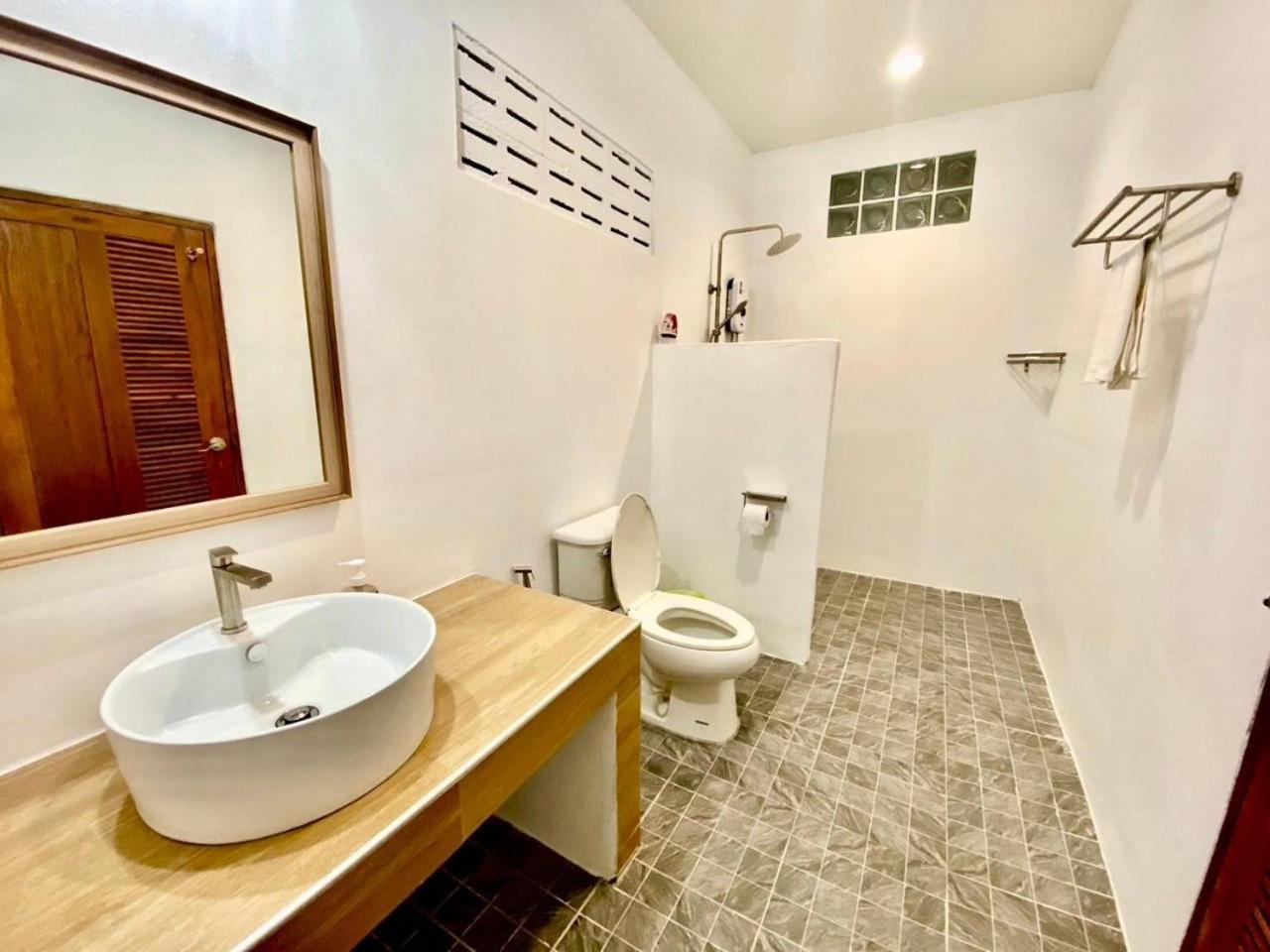 Baan Pong Tara Resort 3*