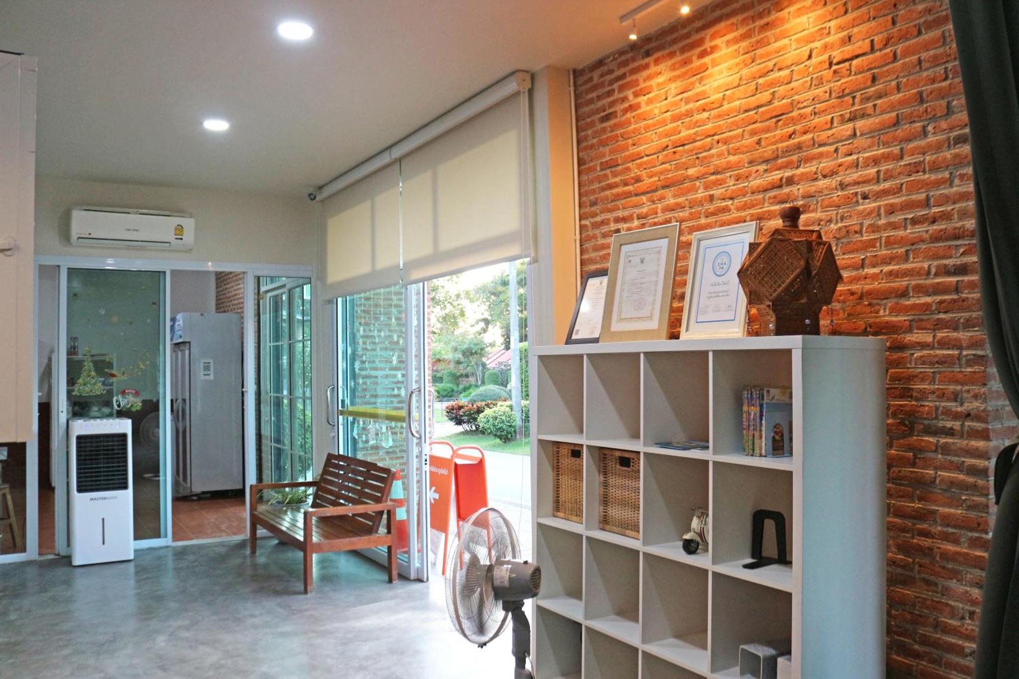 Baan Khue Wieng Guest house 2*