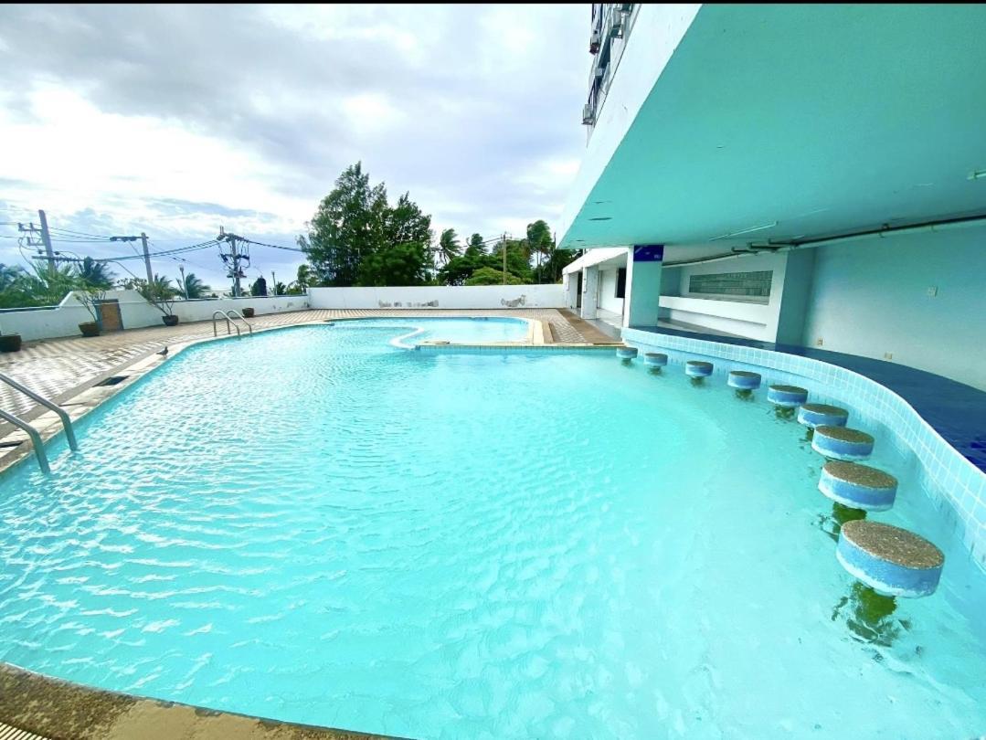 Apartment Royal Bang Saen