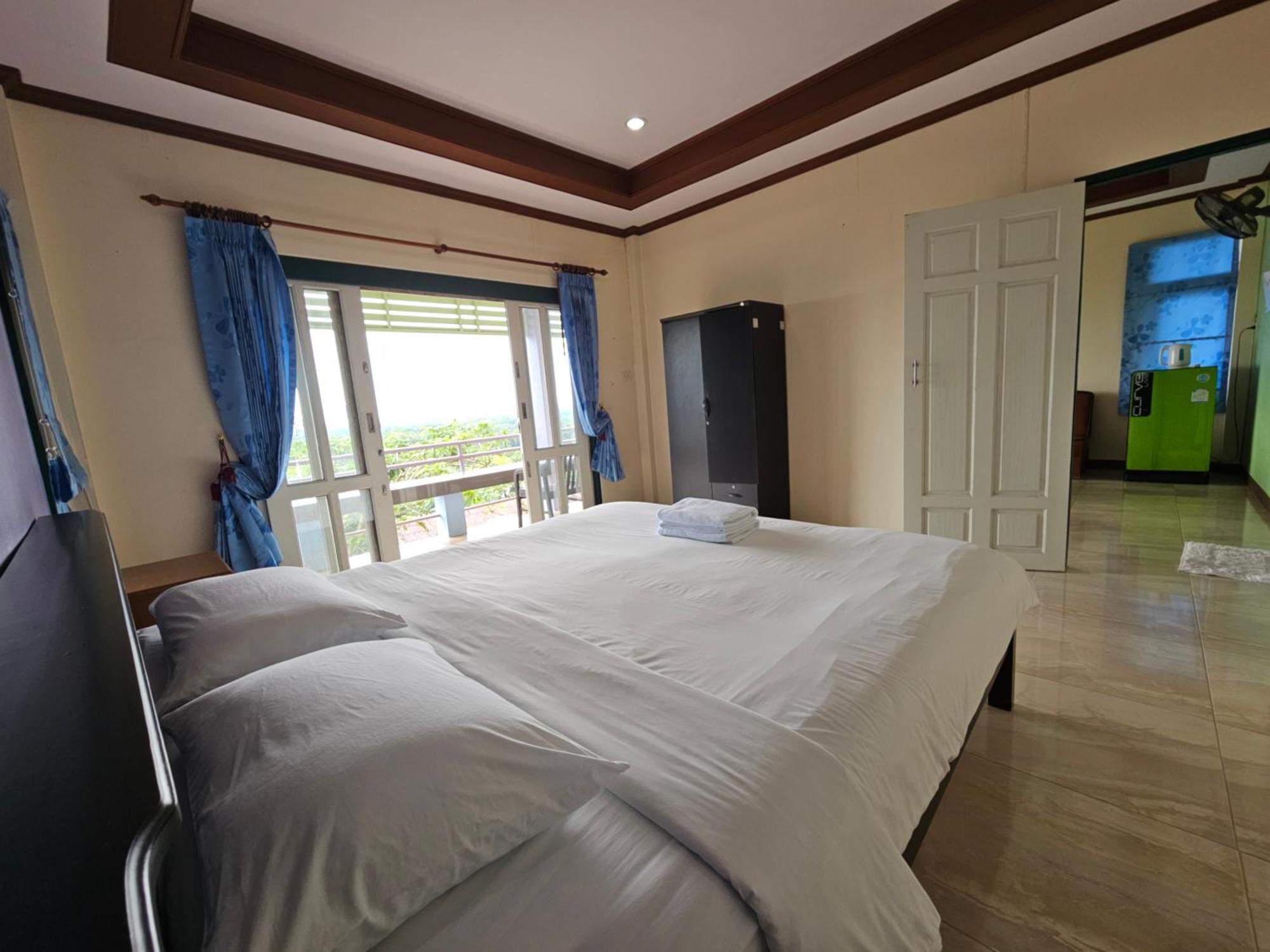 Baan Khao Noi Resort Surat Thani