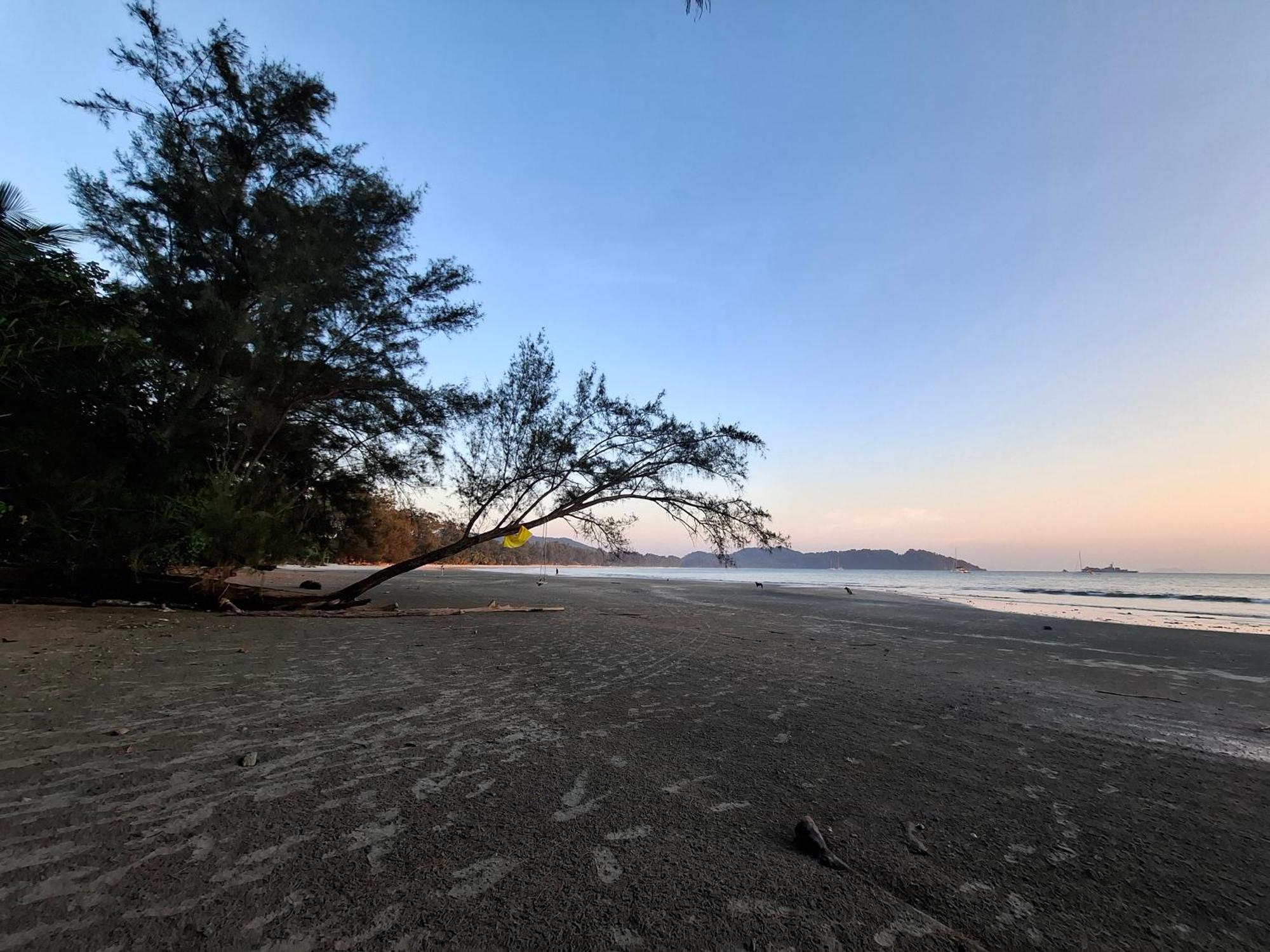 Baan Suan Kayoo 1 Long Aow Yai