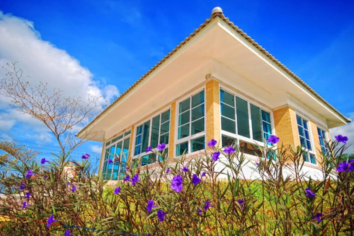 Blue Sky Khao Yai Hotel Pakchong