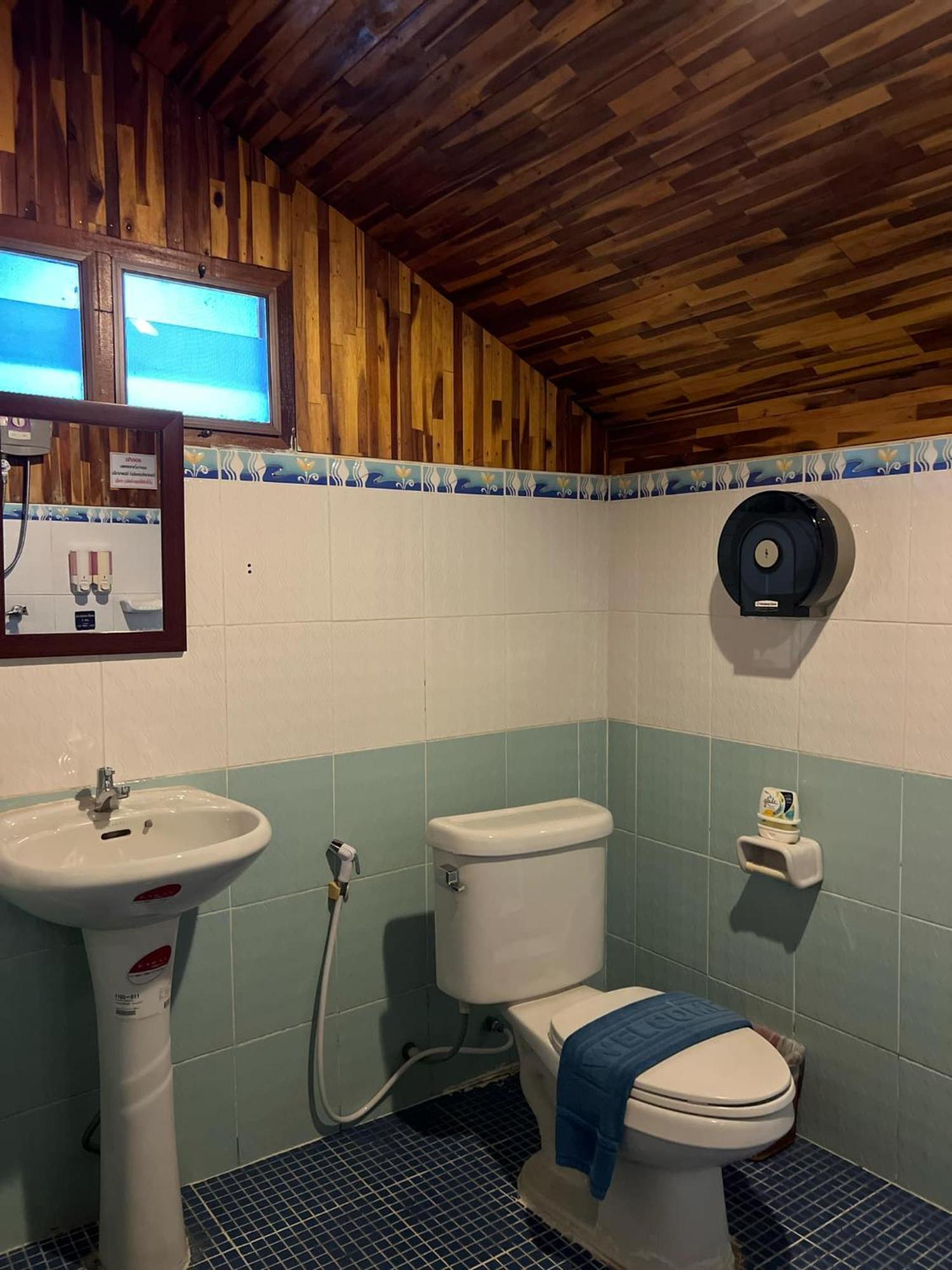 Homebeach Resort Ko Lan